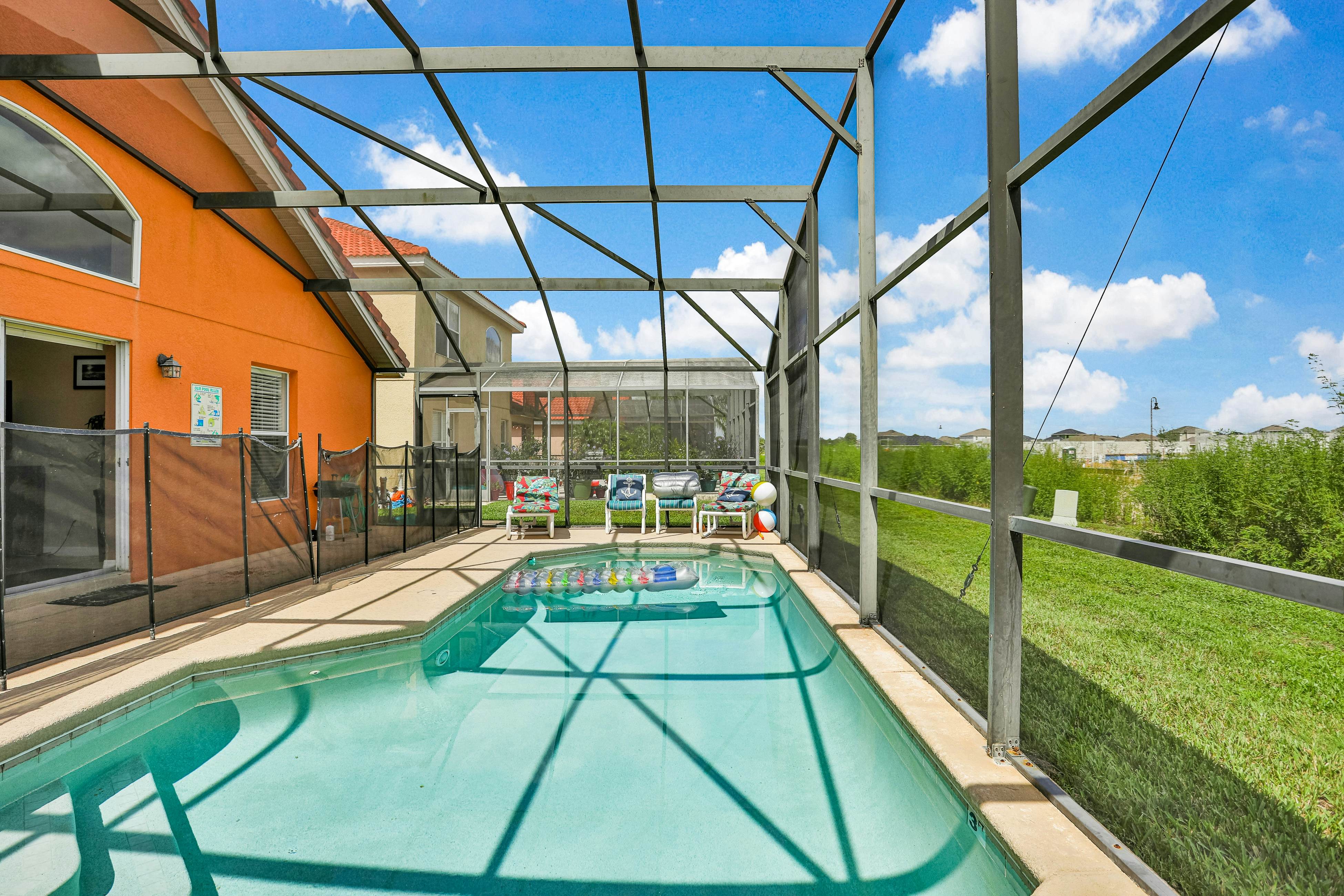 AVI101-316-5-P - 5BD Davenport Spacious Family Retreat