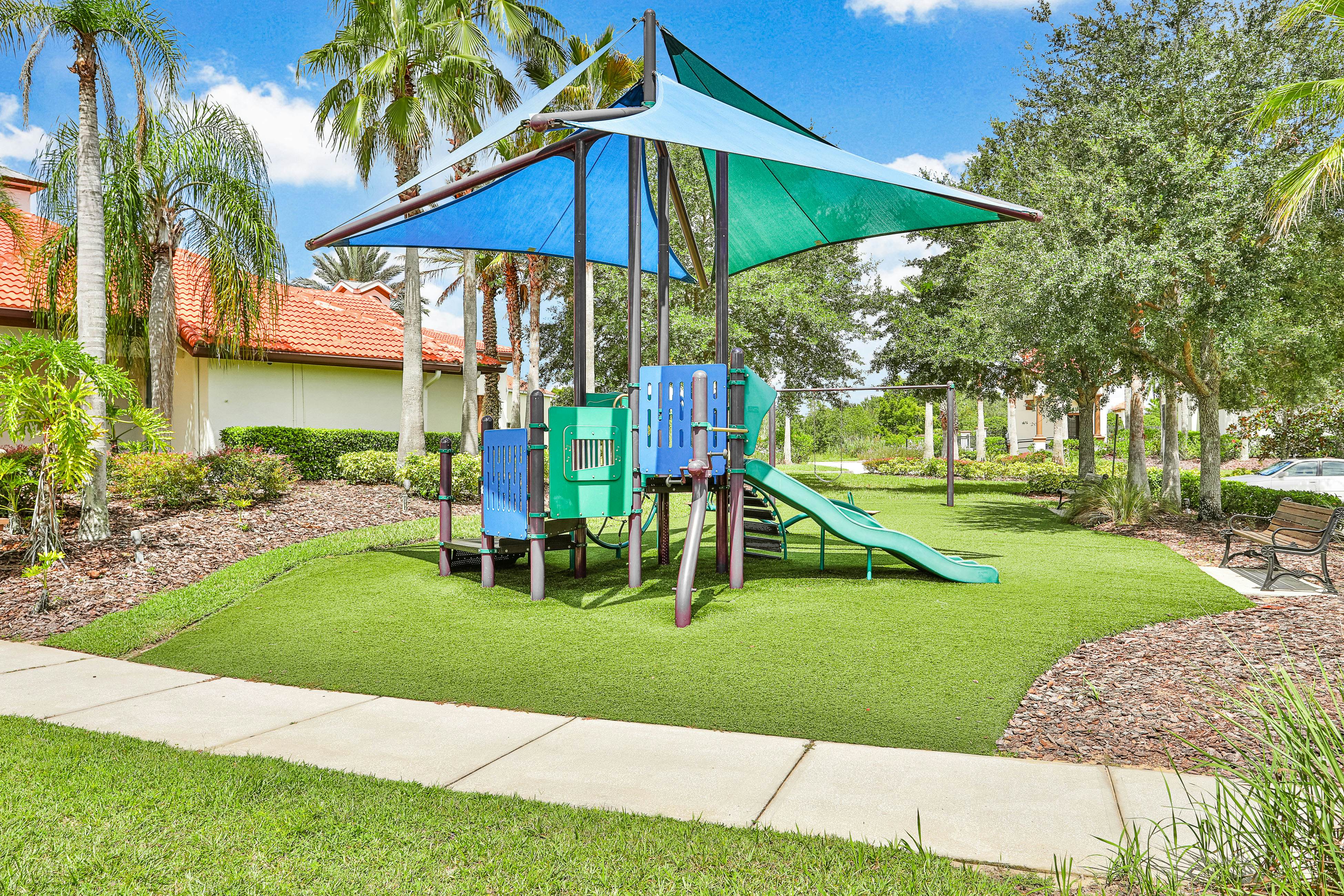 AVI101-316-5-P - 5BD Davenport Spacious Family Retreat