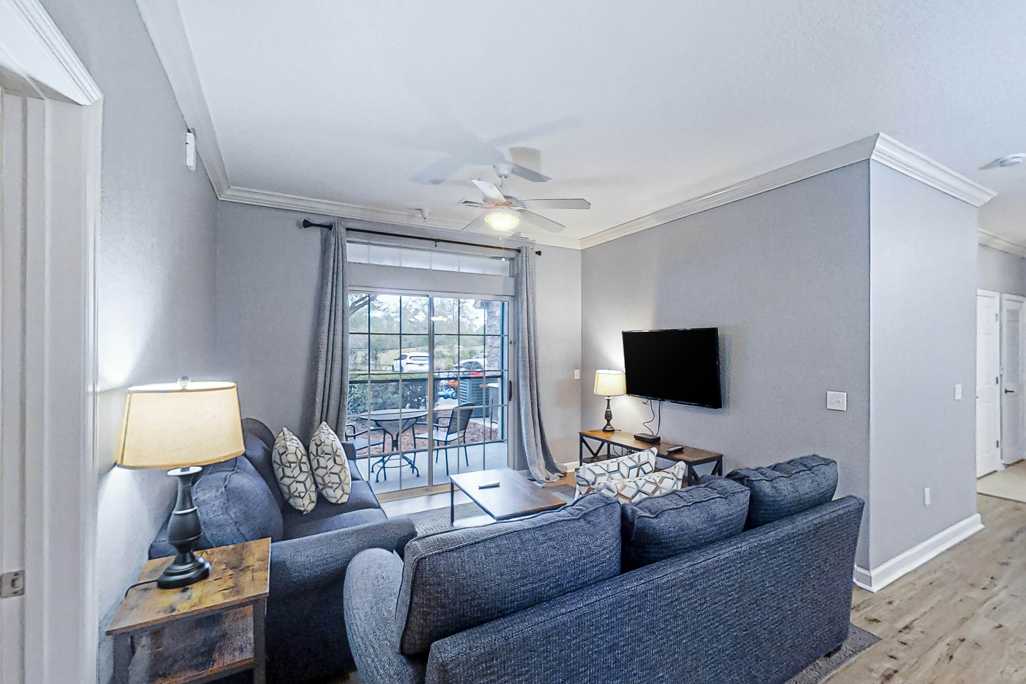 TUS105-8000-4102-2-Cozy Vibes - Tuscana Resort