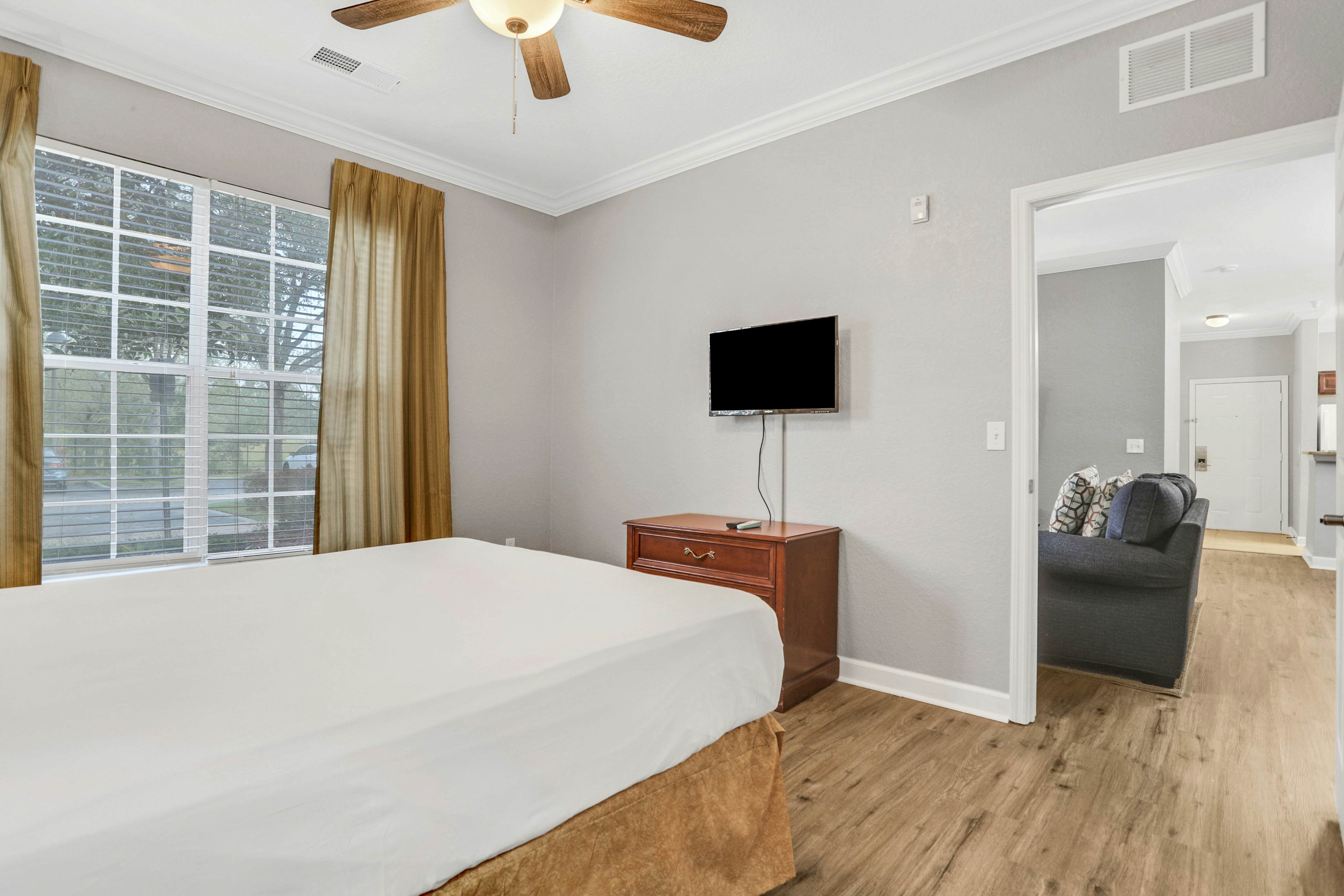 TUS105-8000-4102-2-Cozy Vibes - Tuscana Resort