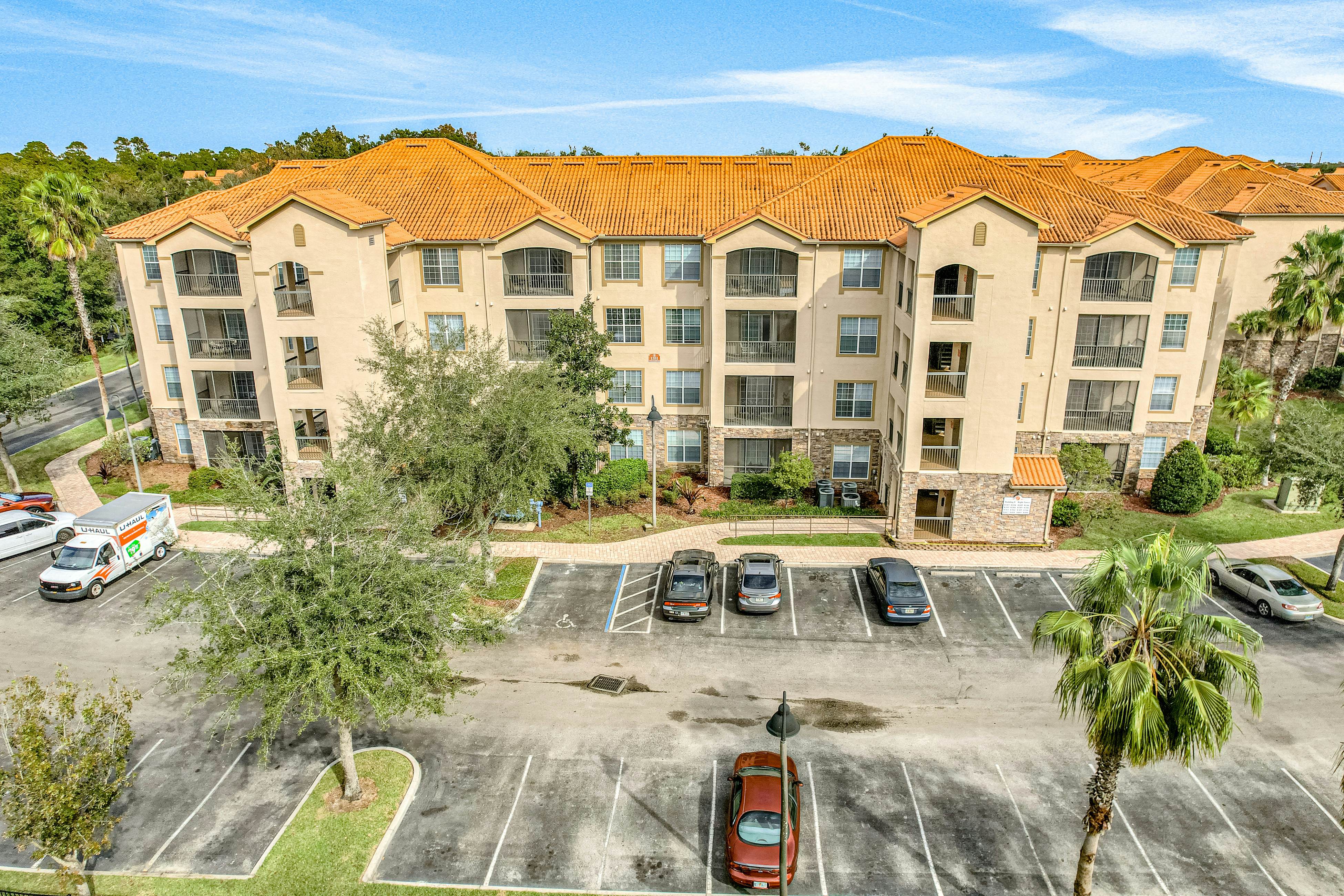 TUS105-8000-4102-2-Cozy Vibes - Tuscana Resort