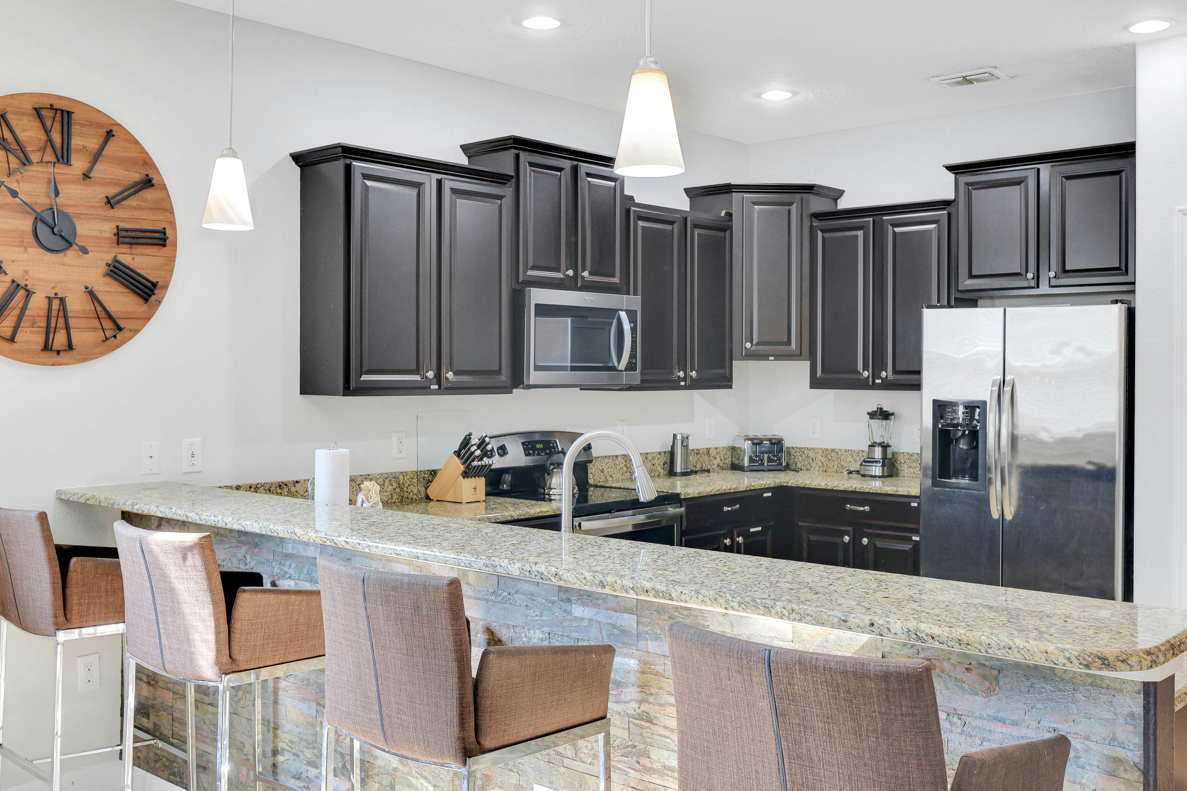 CHG131-1479-9-P - Making Magic on Moon Valley