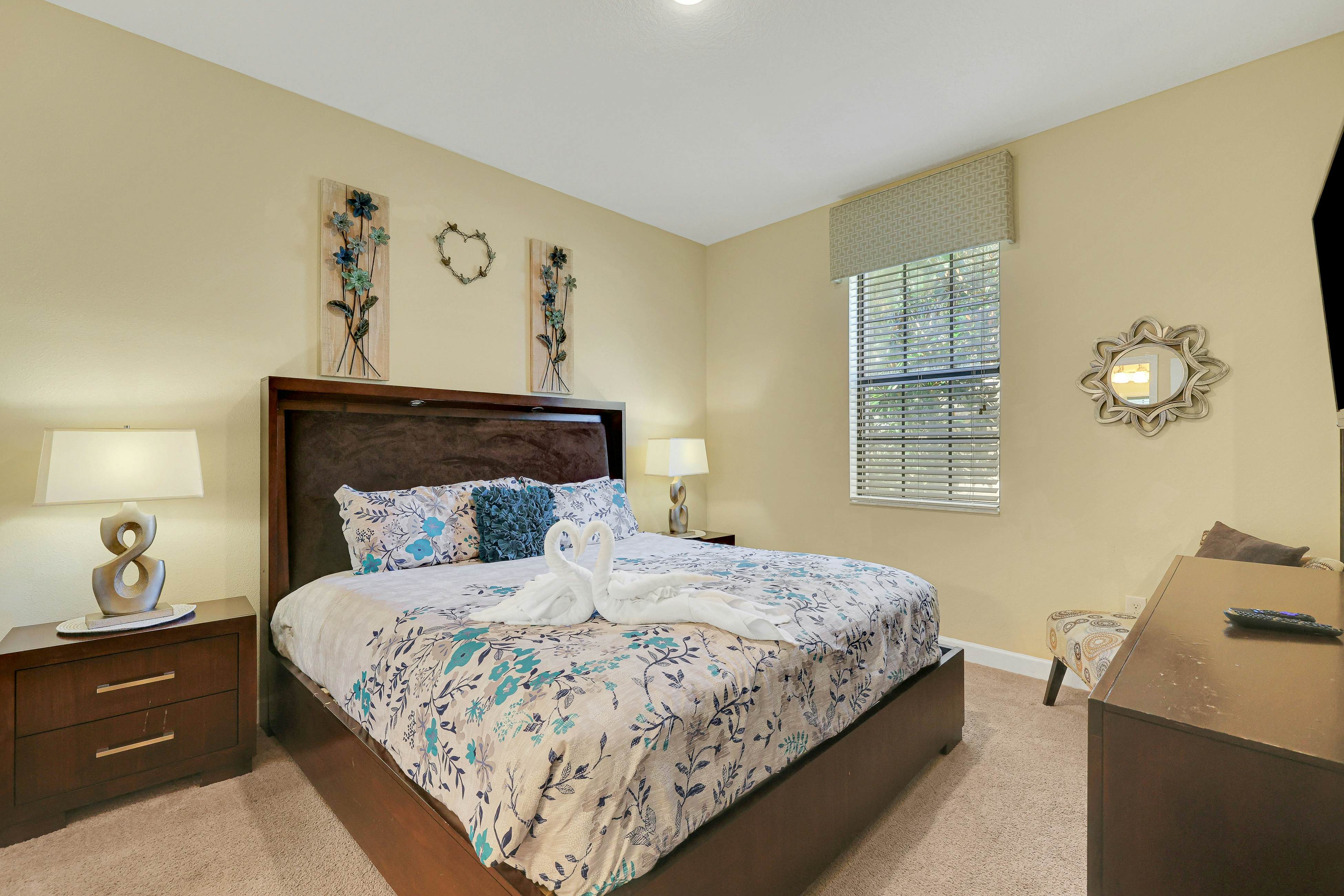 CHG131-1479-9-P - Making Magic on Moon Valley