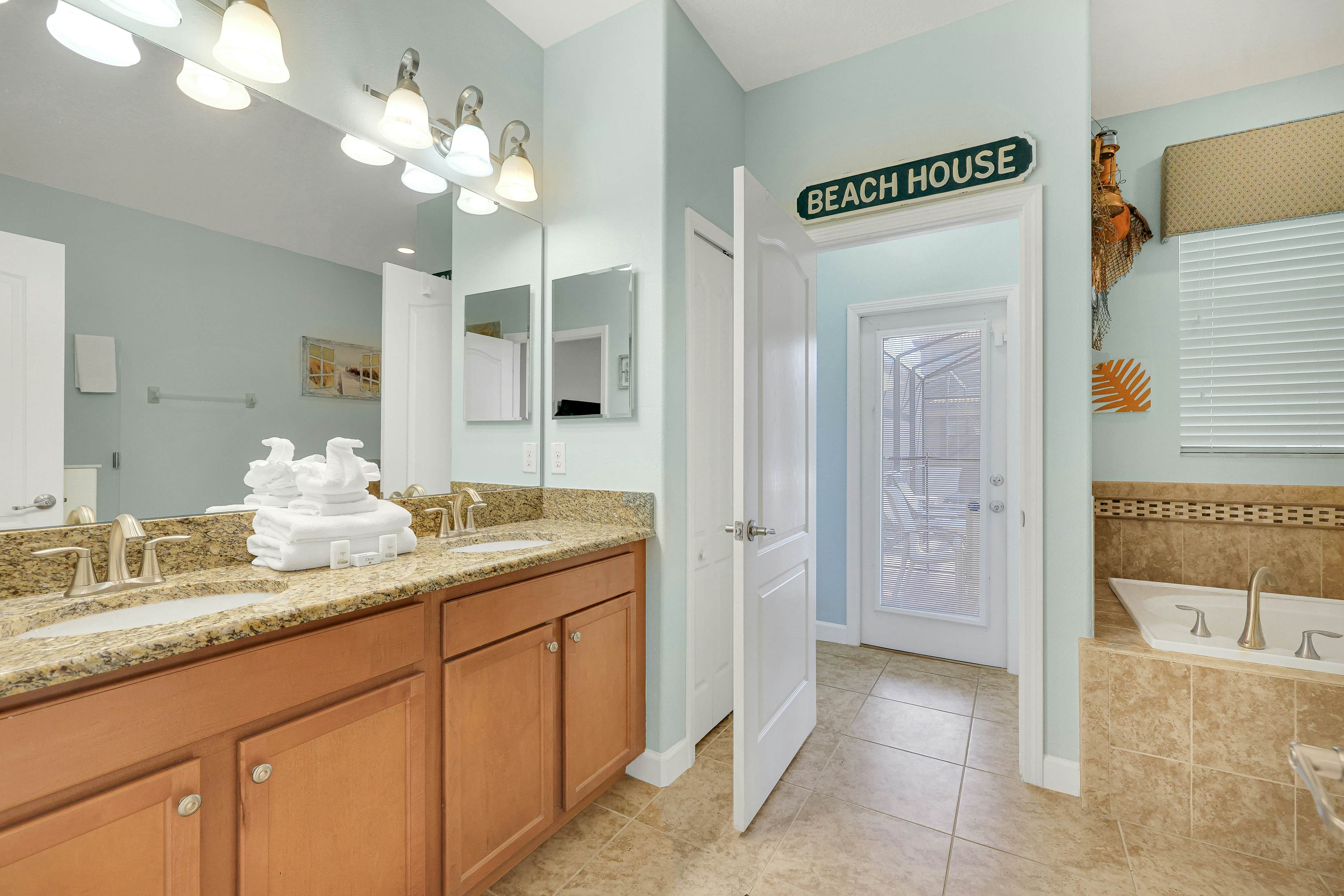 CHG131-1479-9-P - Making Magic on Moon Valley