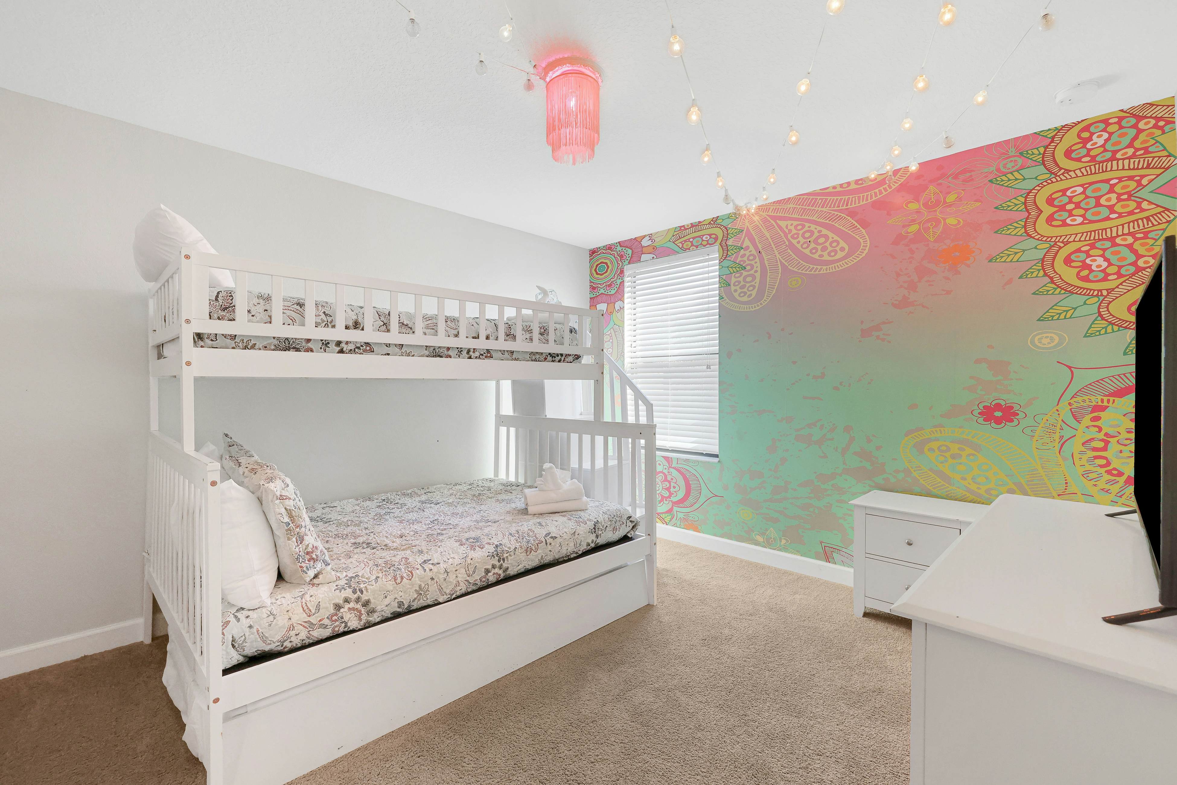 CHG131-1479-9-P - Making Magic on Moon Valley