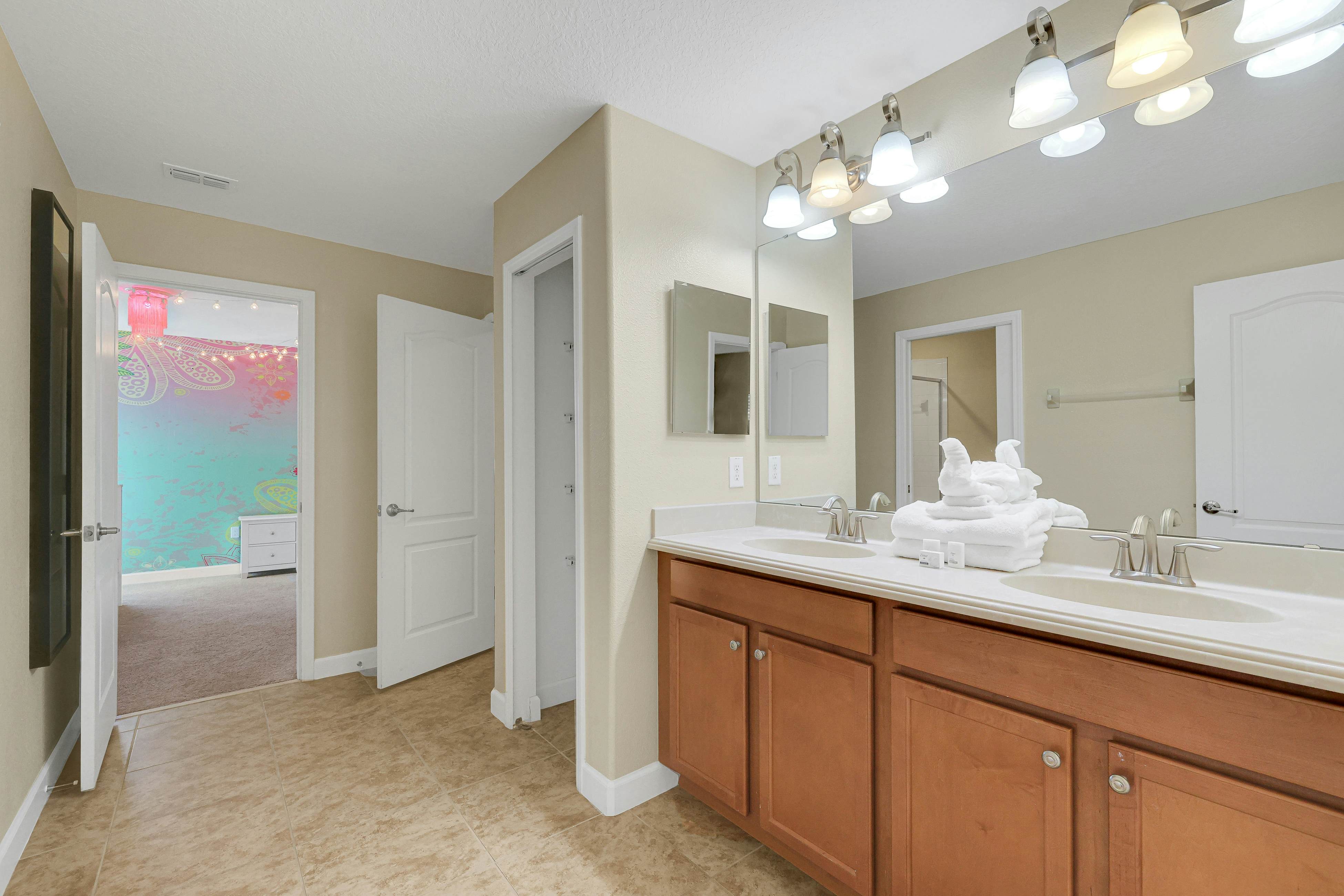 CHG131-1479-9-P - Making Magic on Moon Valley