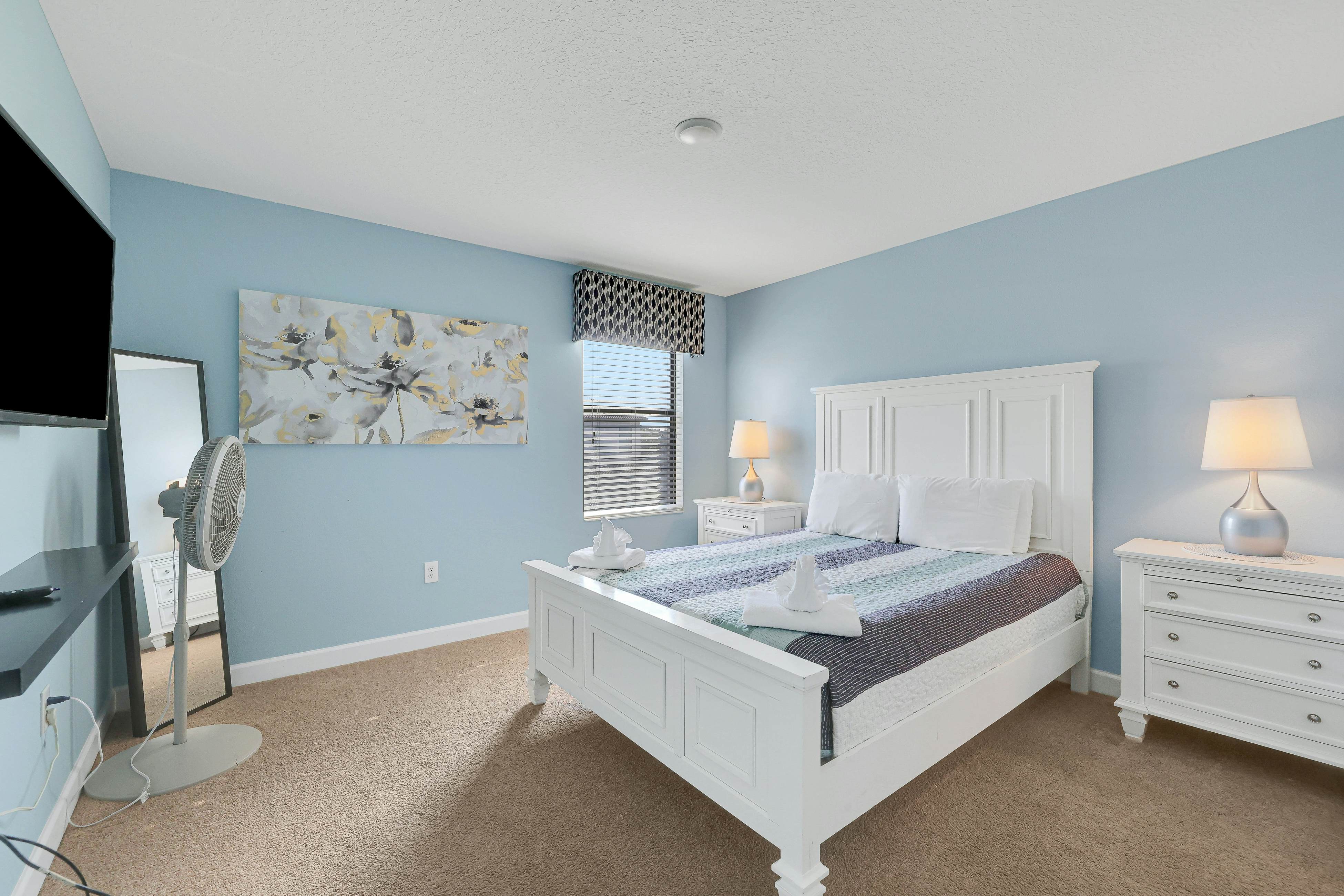 CHG131-1479-9-P - Making Magic on Moon Valley