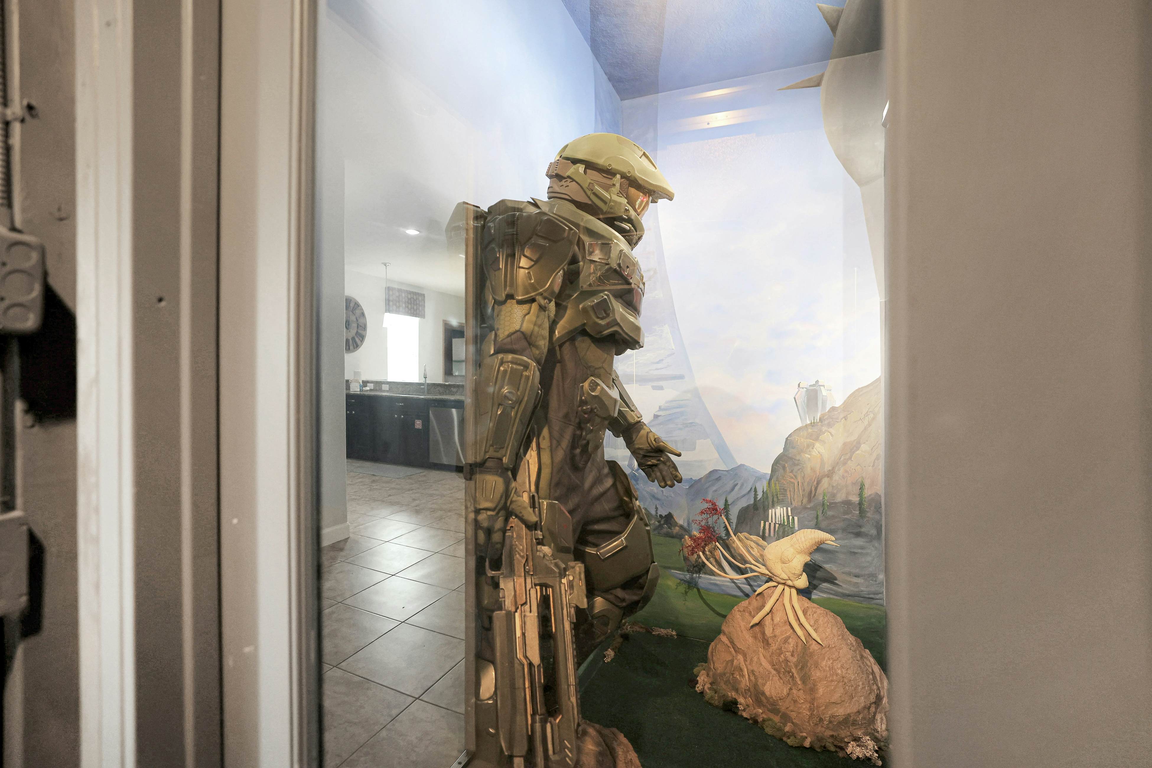 CHG131-1479-9-P - Making Magic on Moon Valley