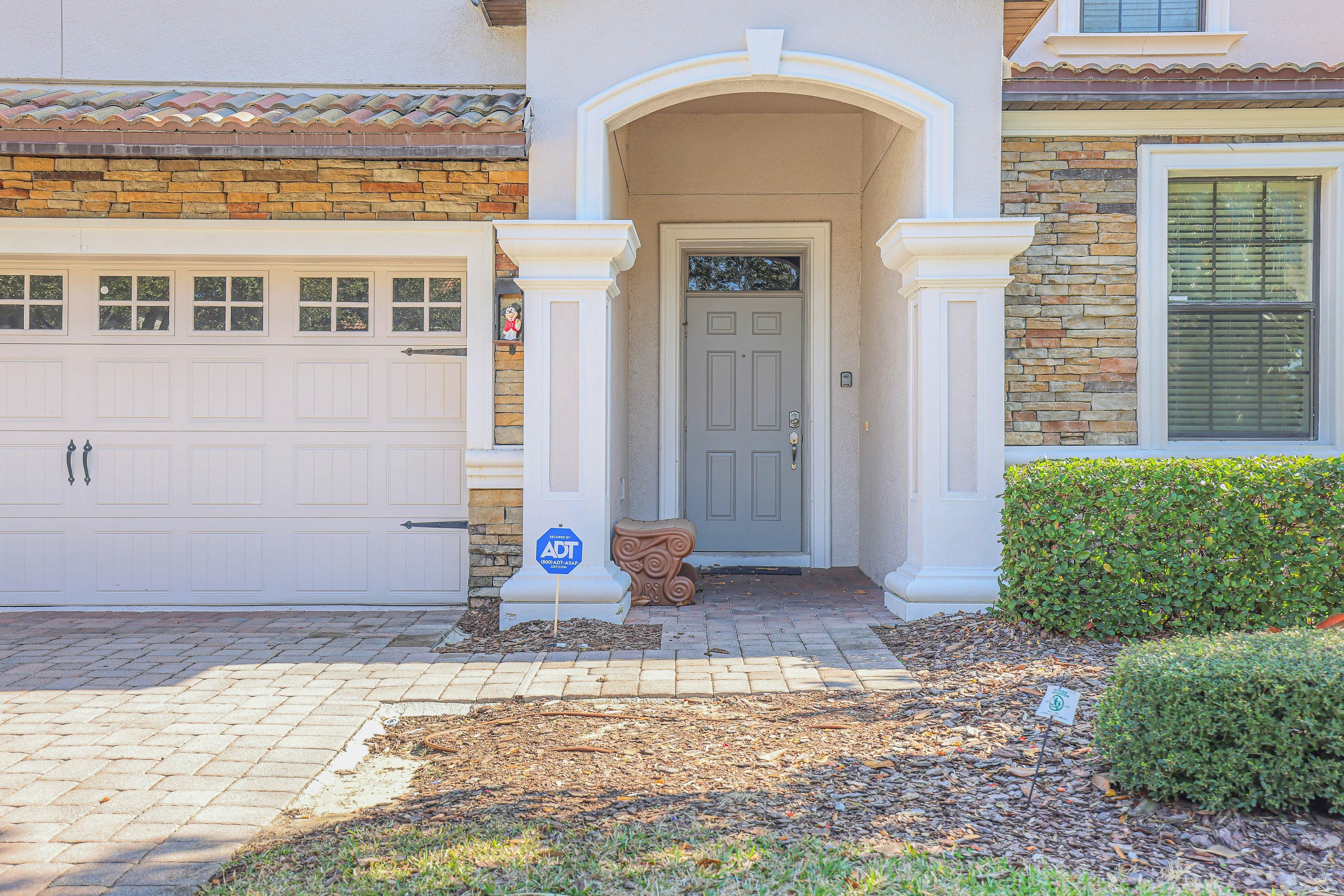 CHG131-1479-9-P - Making Magic on Moon Valley