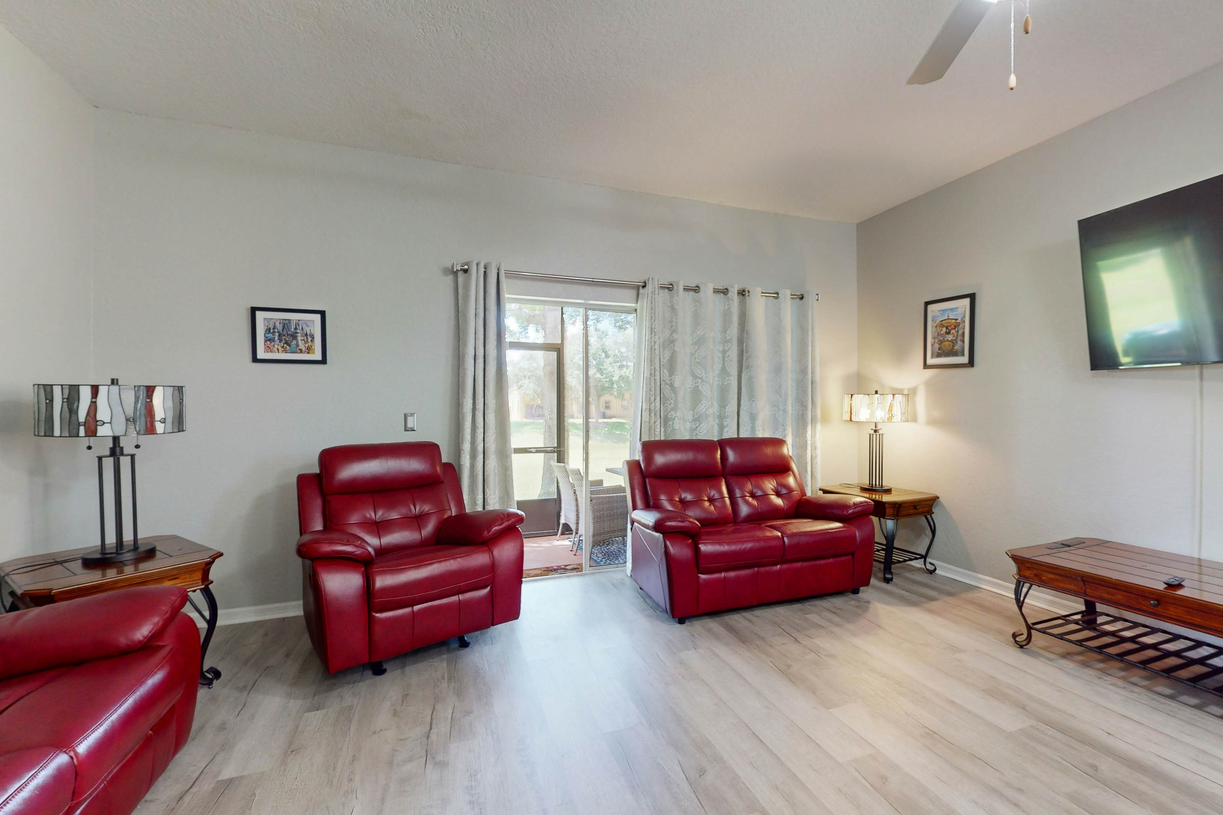 RGP112-2633-4 - Regal Palms Villa