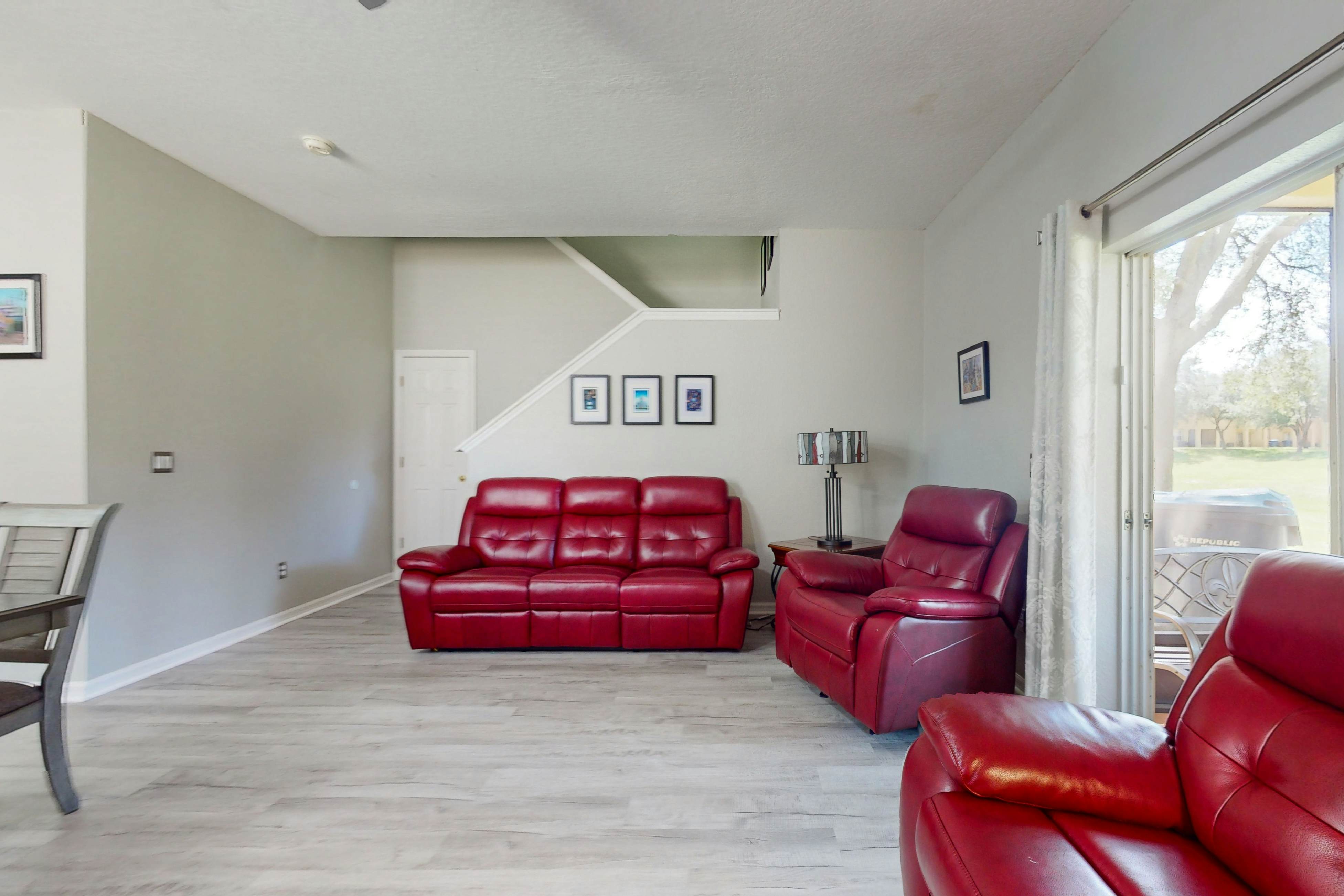 RGP112-2633-4 - Regal Palms Villa