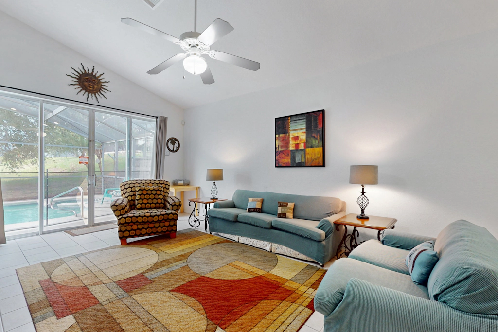 VIZ101-121-4-GP - Seven Dwarf's Hideaway