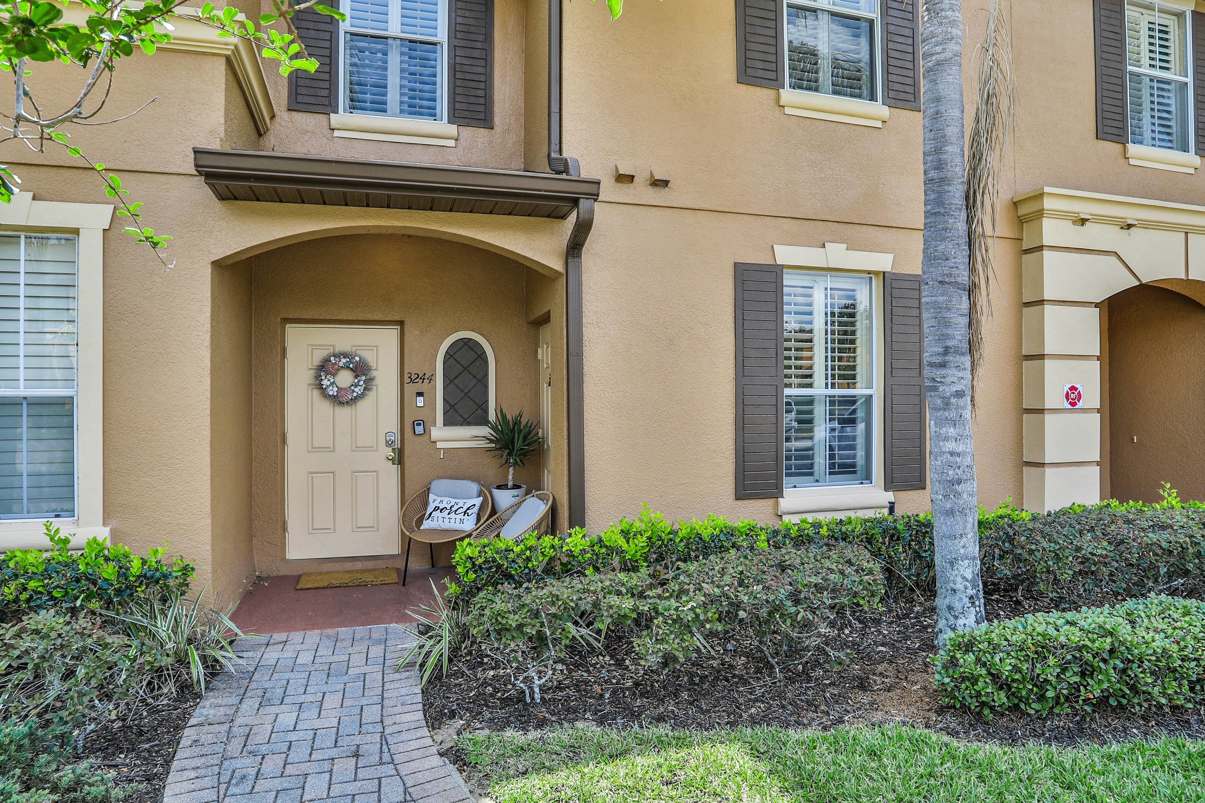 RGP107-3244-4 - Mermaid Cove