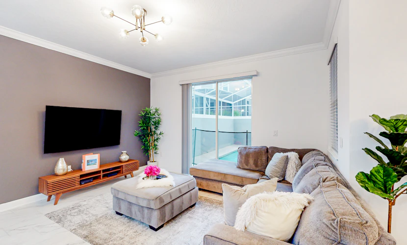 Beautiful sun-inspired home in Champions Gate Community with resort amenities
