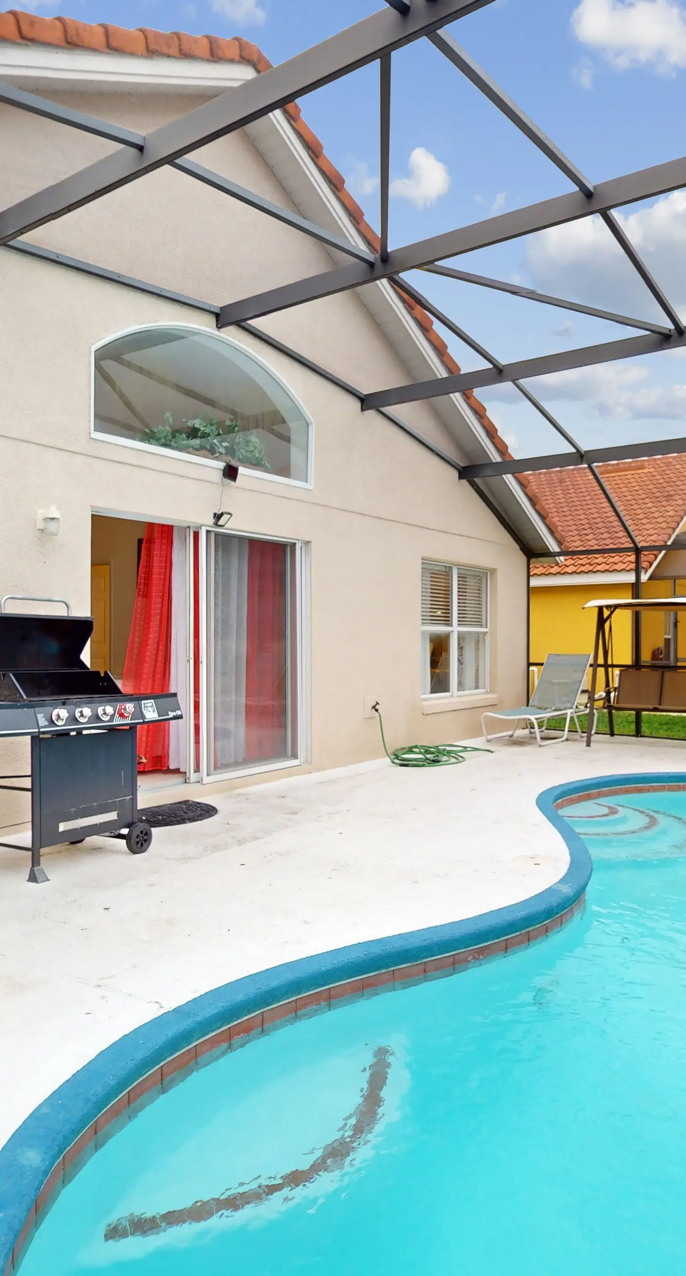 Rosso Retreat
