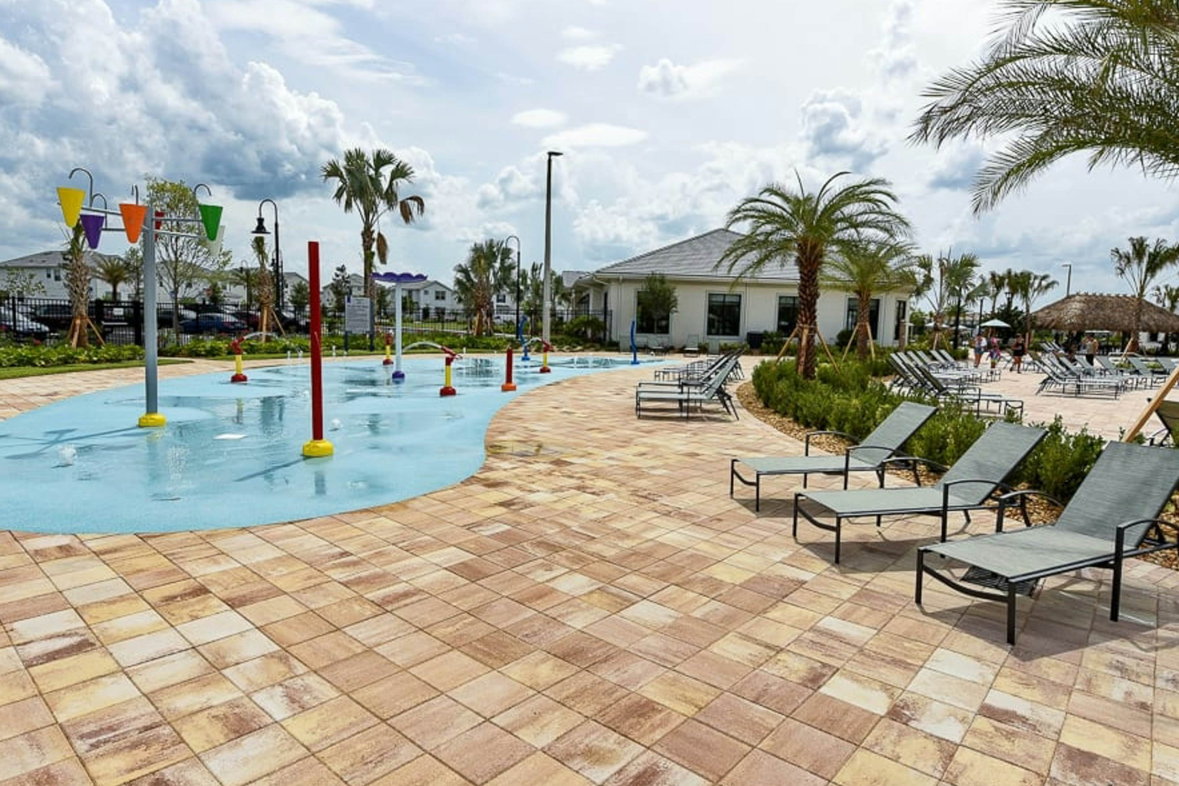 STL131-4826-4-GP - Sunshine & Storybook Stays