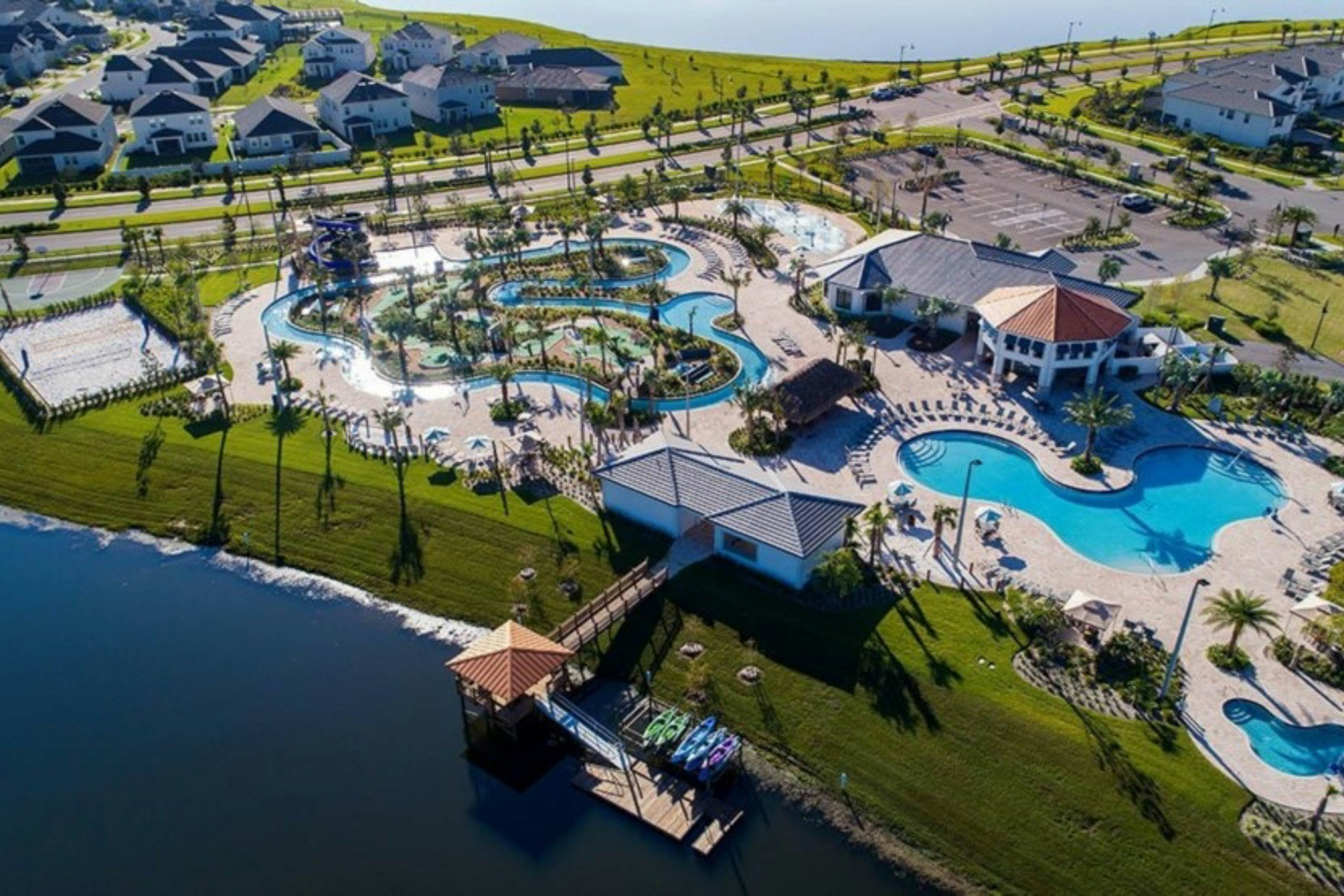 STL131-4826-4-GP - Sunshine & Storybook Stays