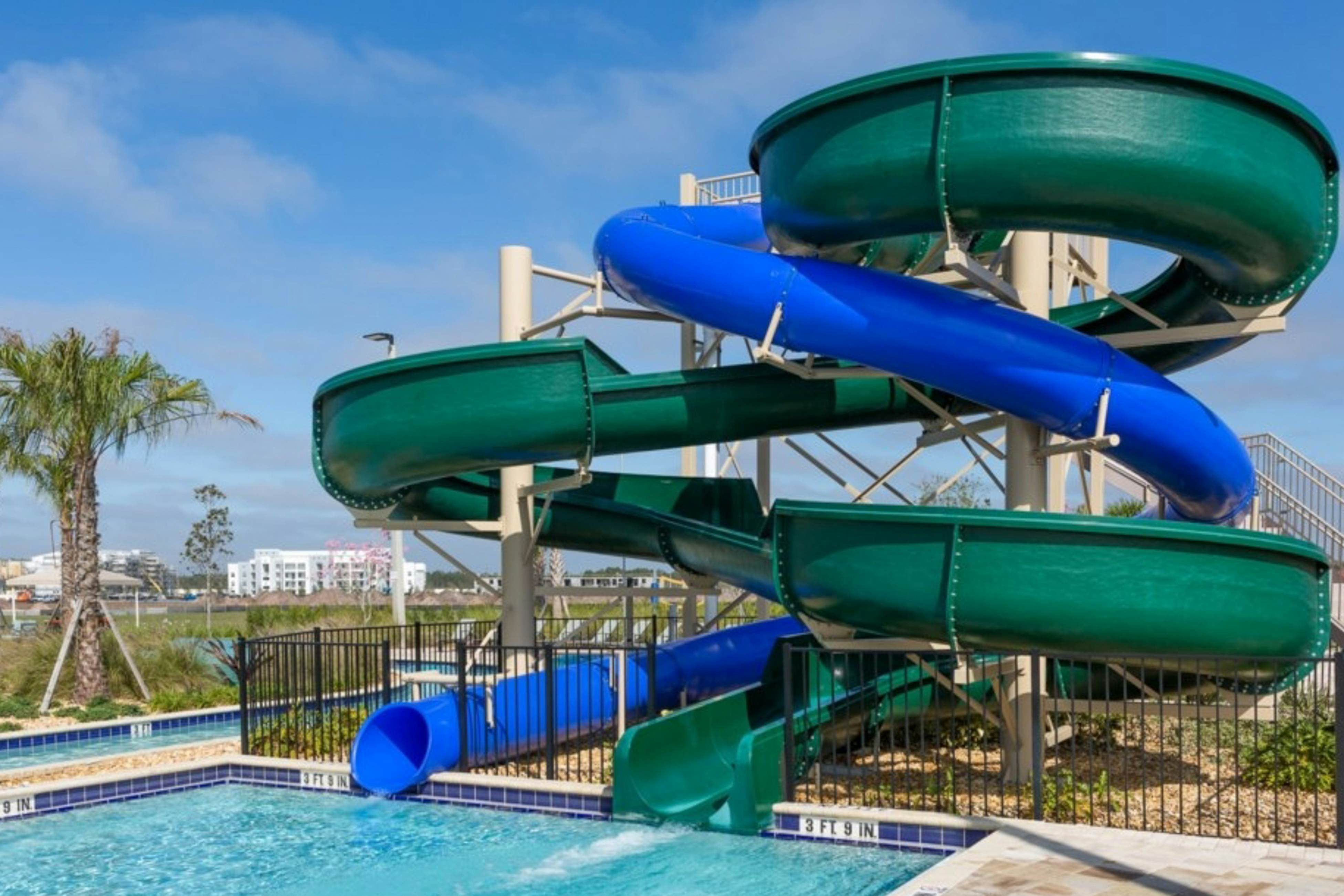 STL131-4826-4-GP - Sunshine & Storybook Stays