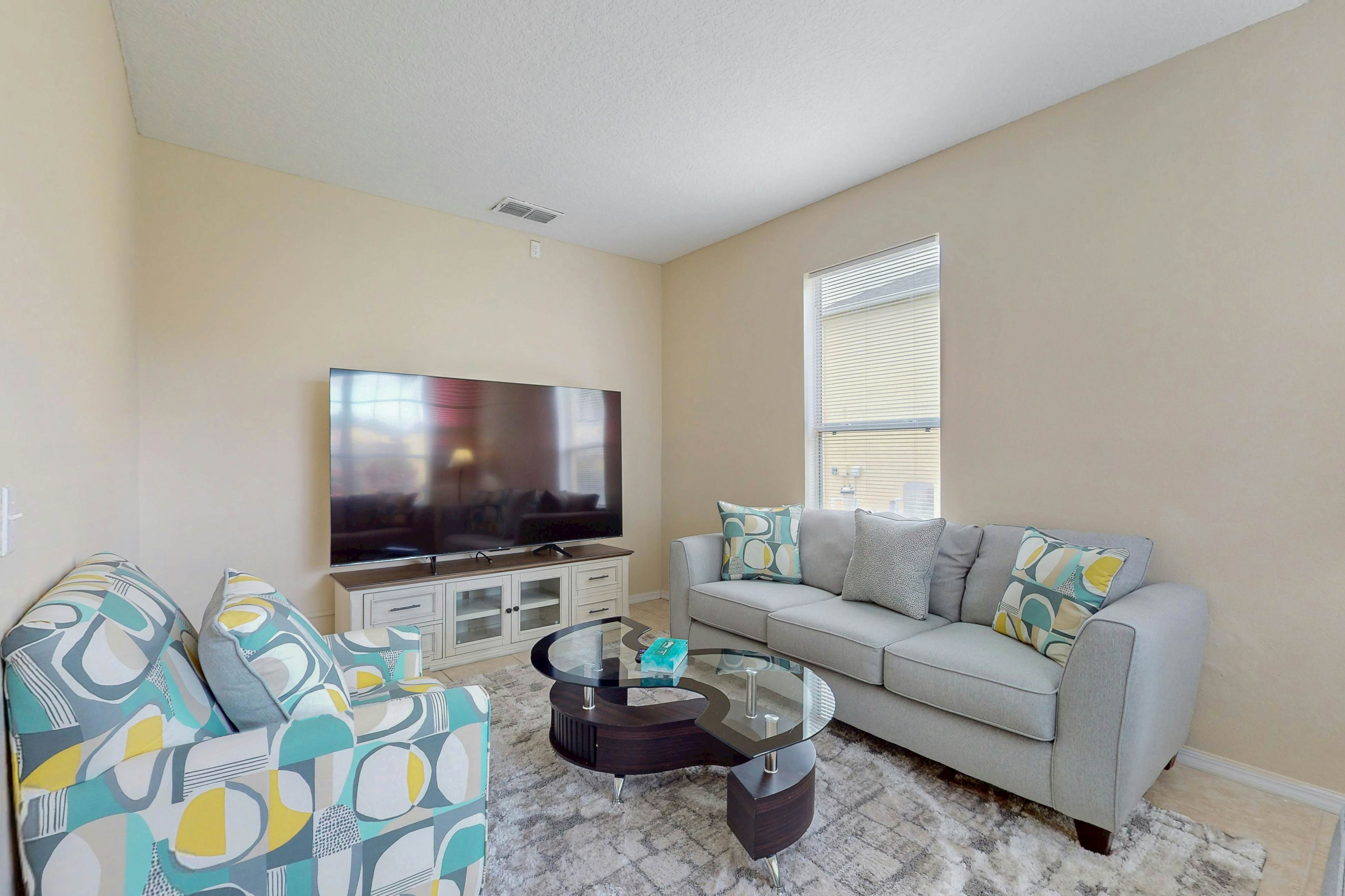 EMI105-8519-7-P-The Seven Emeralds of Isla