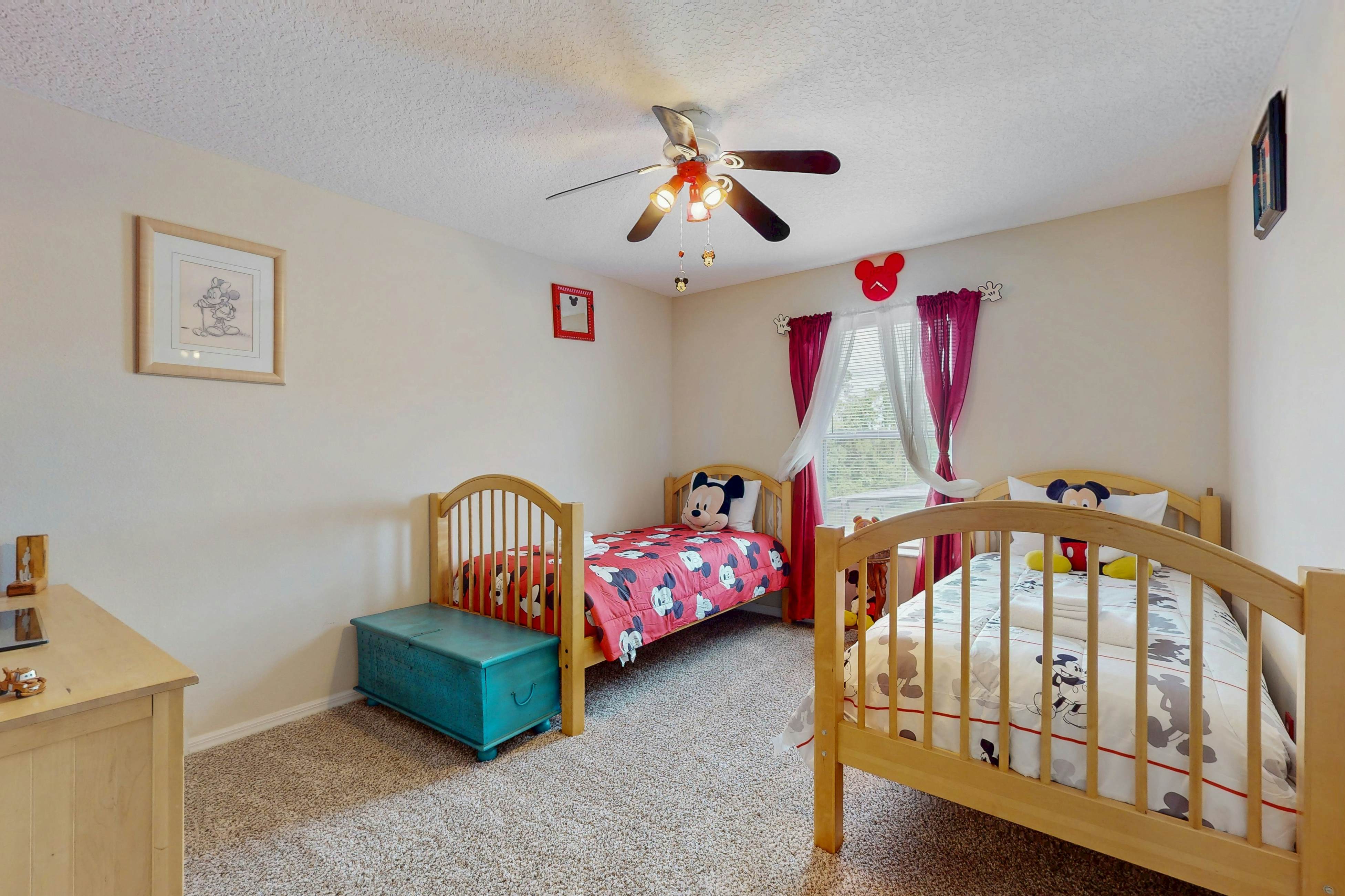 EMI105-8519-7-P-The Seven Emeralds of Isla