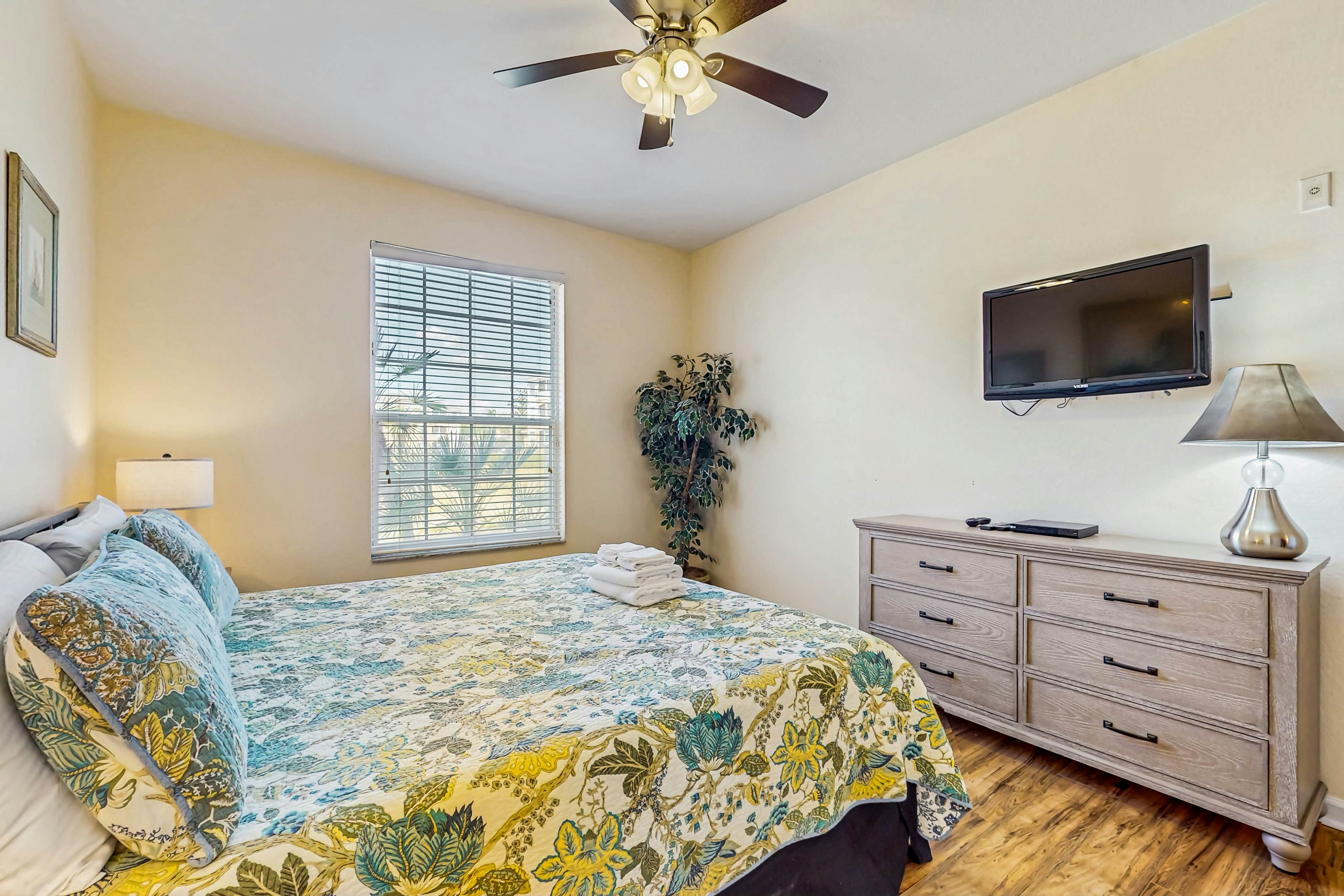 WP103-8105-105-3-Coconut Cool - Windsor Palms