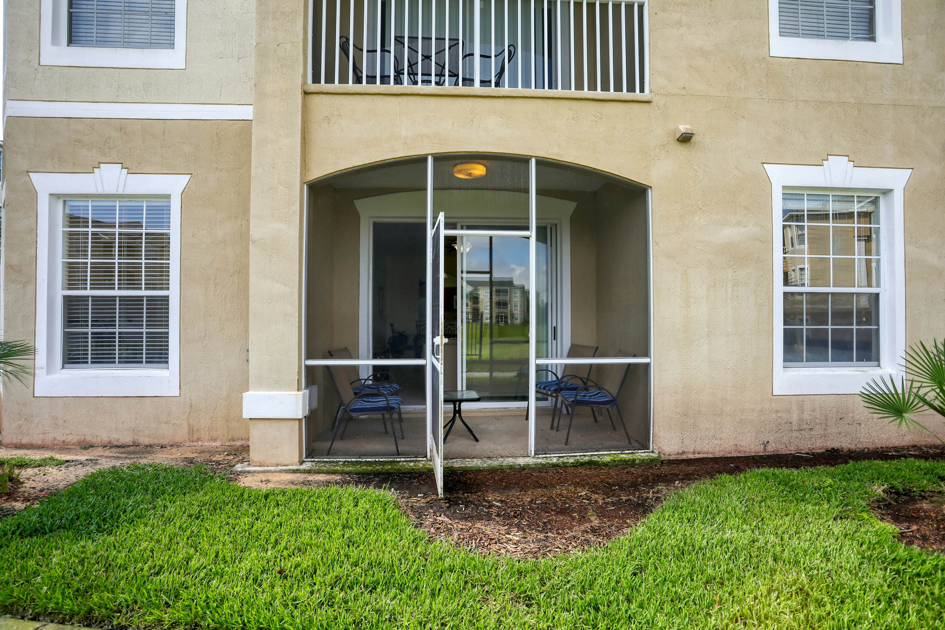 WP103-8105-105-3-Coconut Cool - Windsor Palms