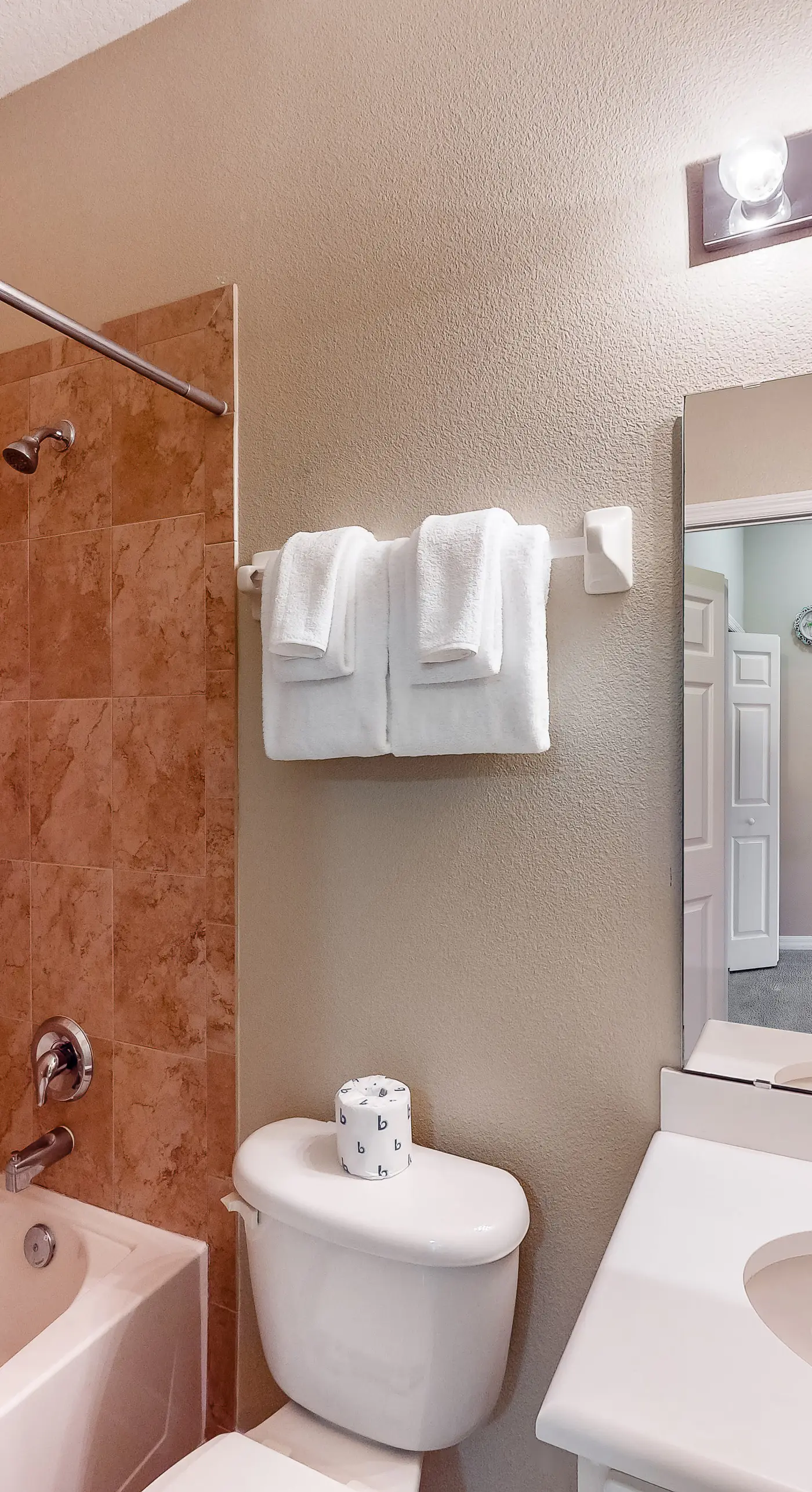 Oakwater Getaways - Oakwater Resort