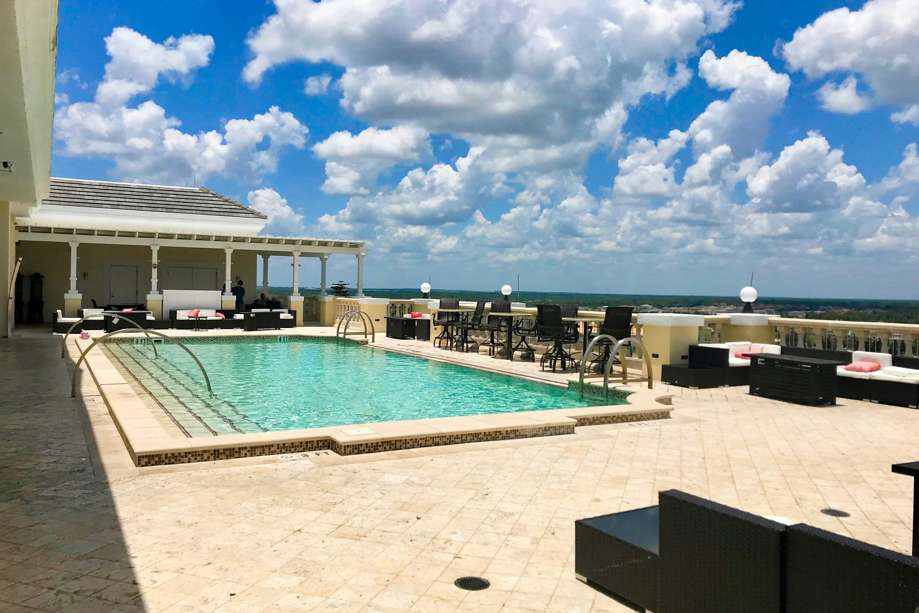 REU112-7764-4-Reunion Haven