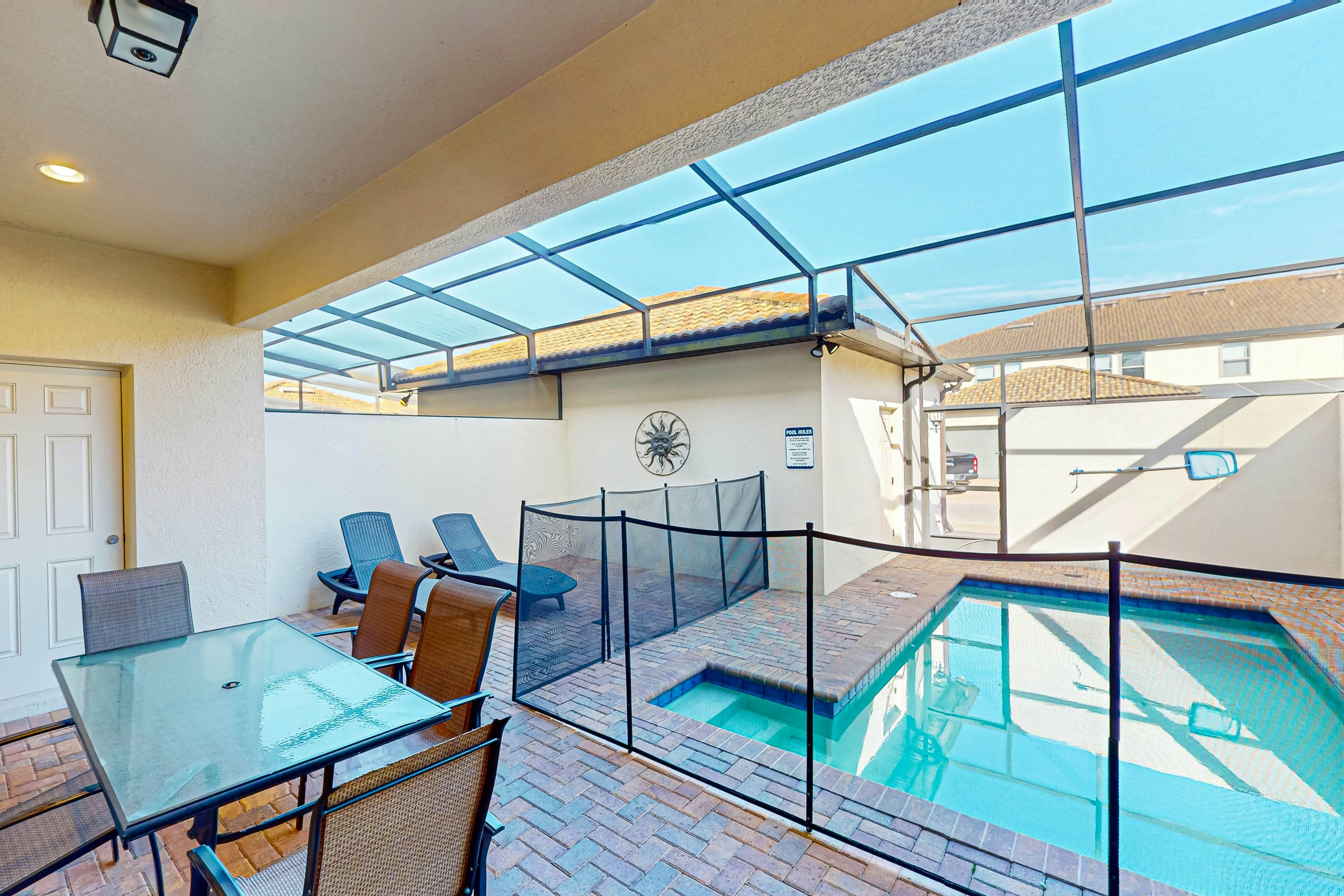 WW117-2011-5-P - Majorca Retreat - Windsor at Westside