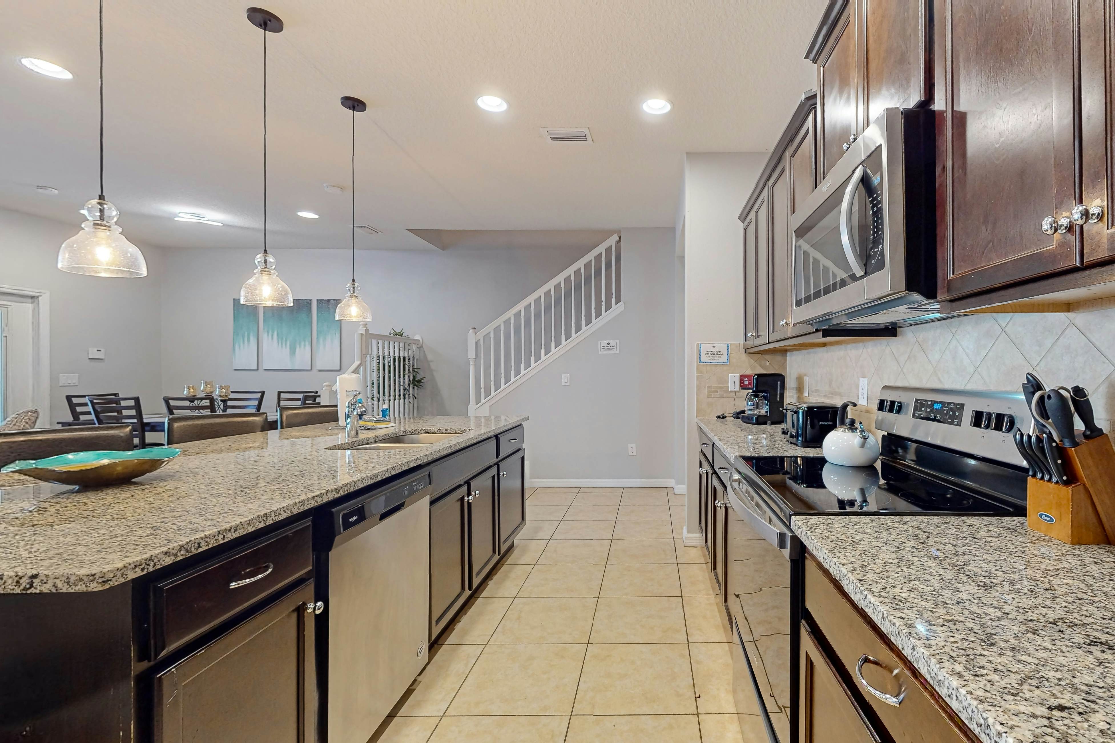 WW117-2011-5-P - Majorca Retreat - Windsor at Westside