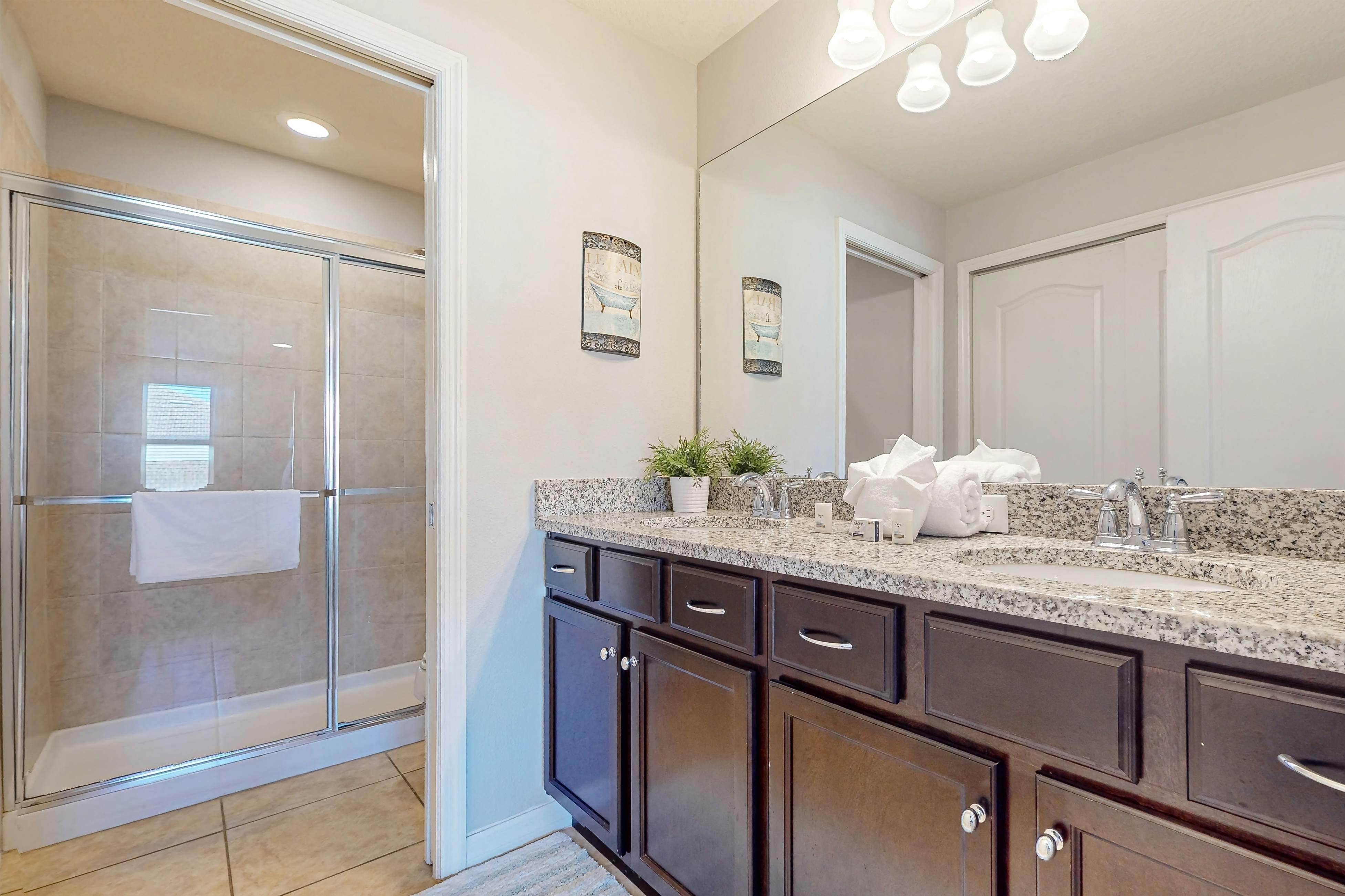 WW117-2011-5-P - Majorca Retreat - Windsor at Westside