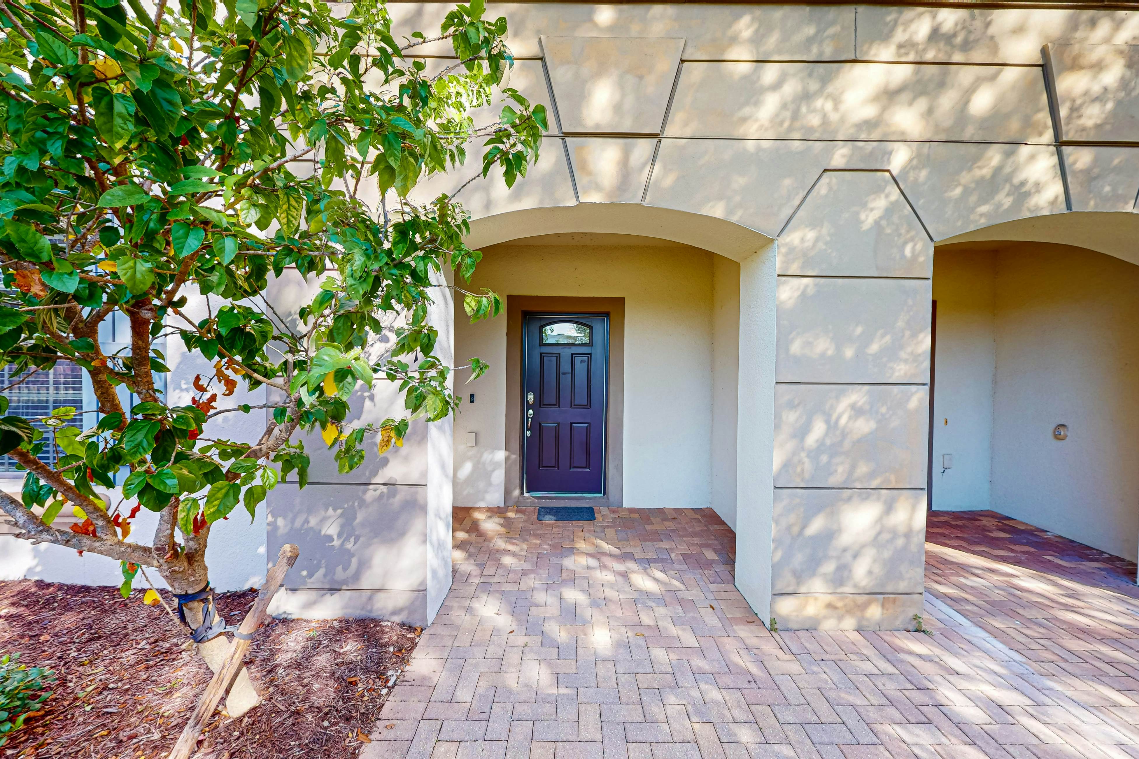 WW117-2011-5-P - Majorca Retreat - Windsor at Westside