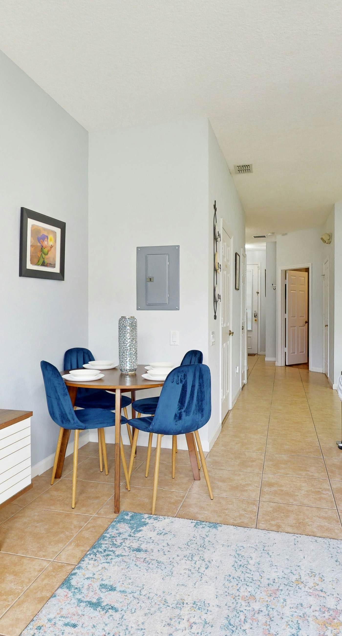 WP108-2351-3-P-Silver Palms