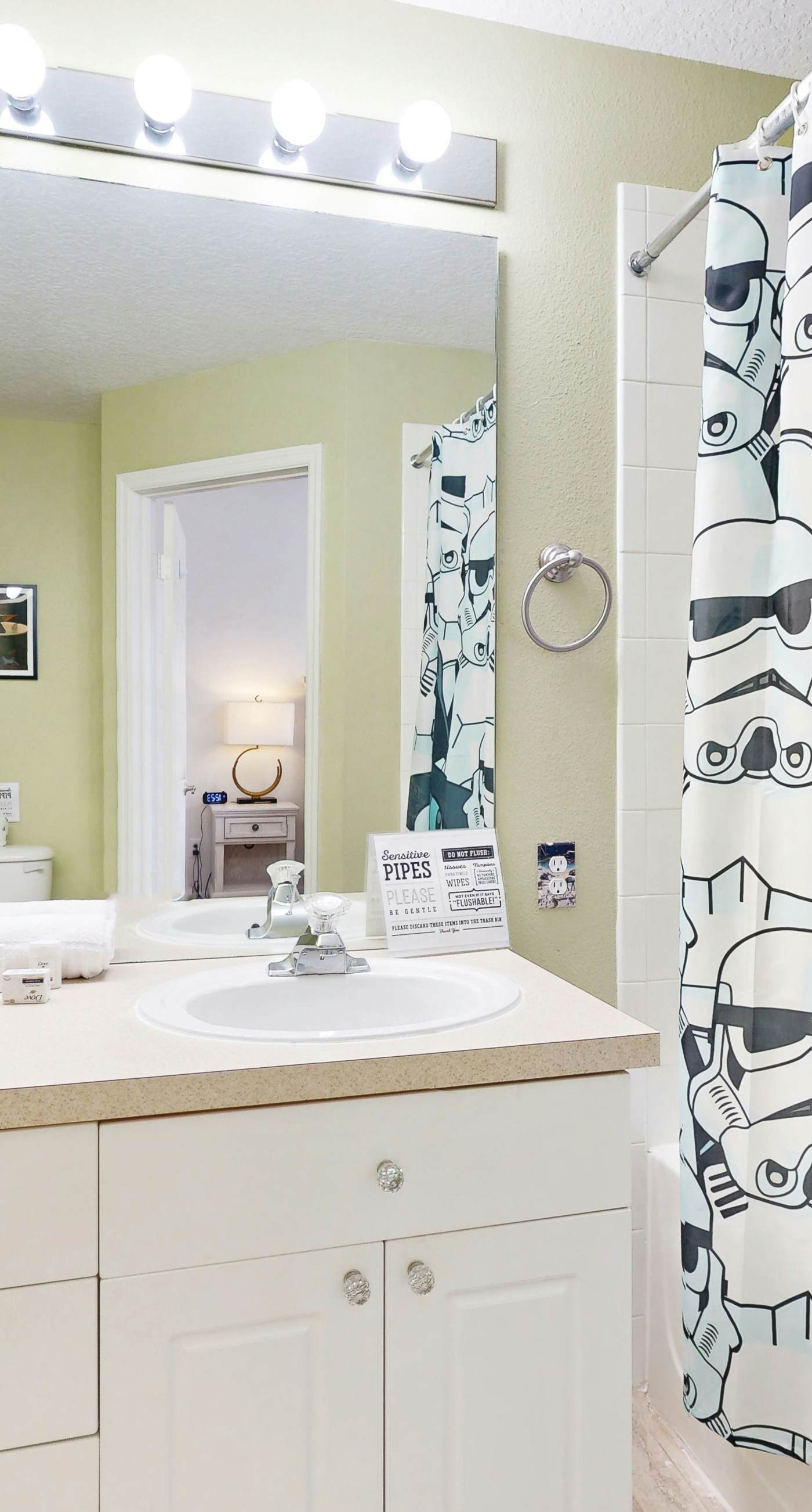 WP108-2351-3-P-Silver Palms