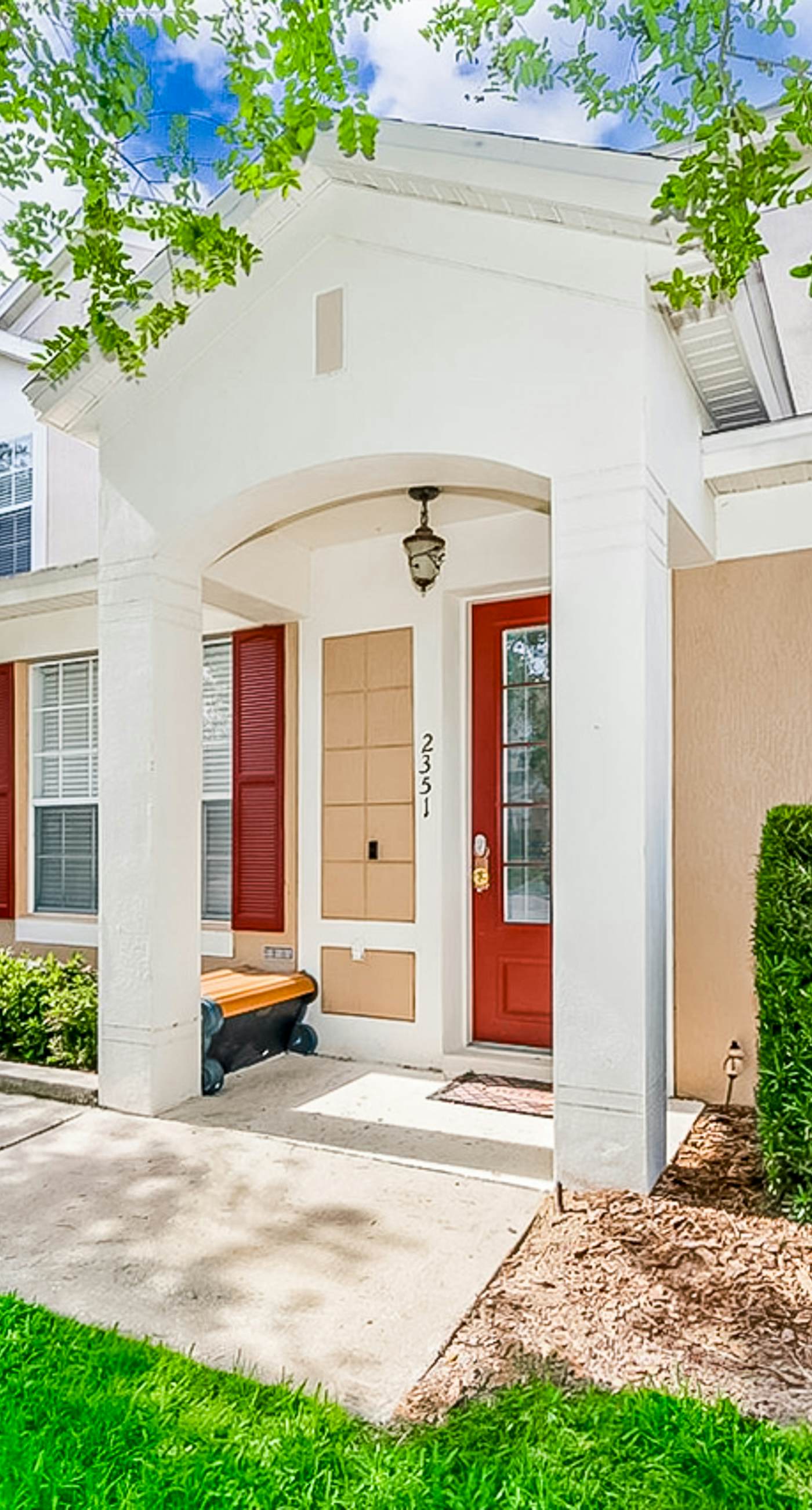 WP108-2351-3-P-Silver Palms