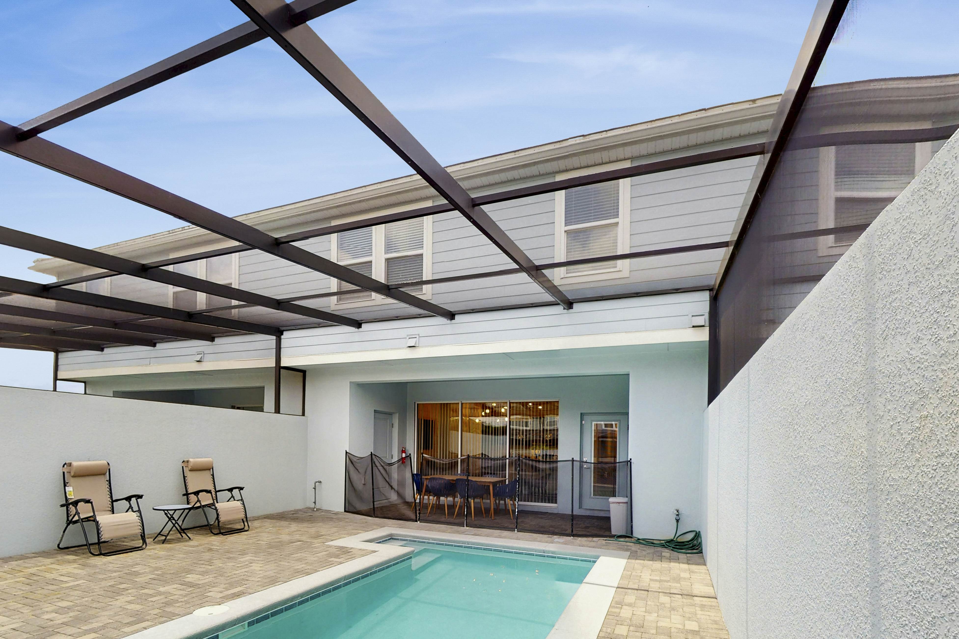 SOL113-7472-5-GP-The Oakmoss Haven