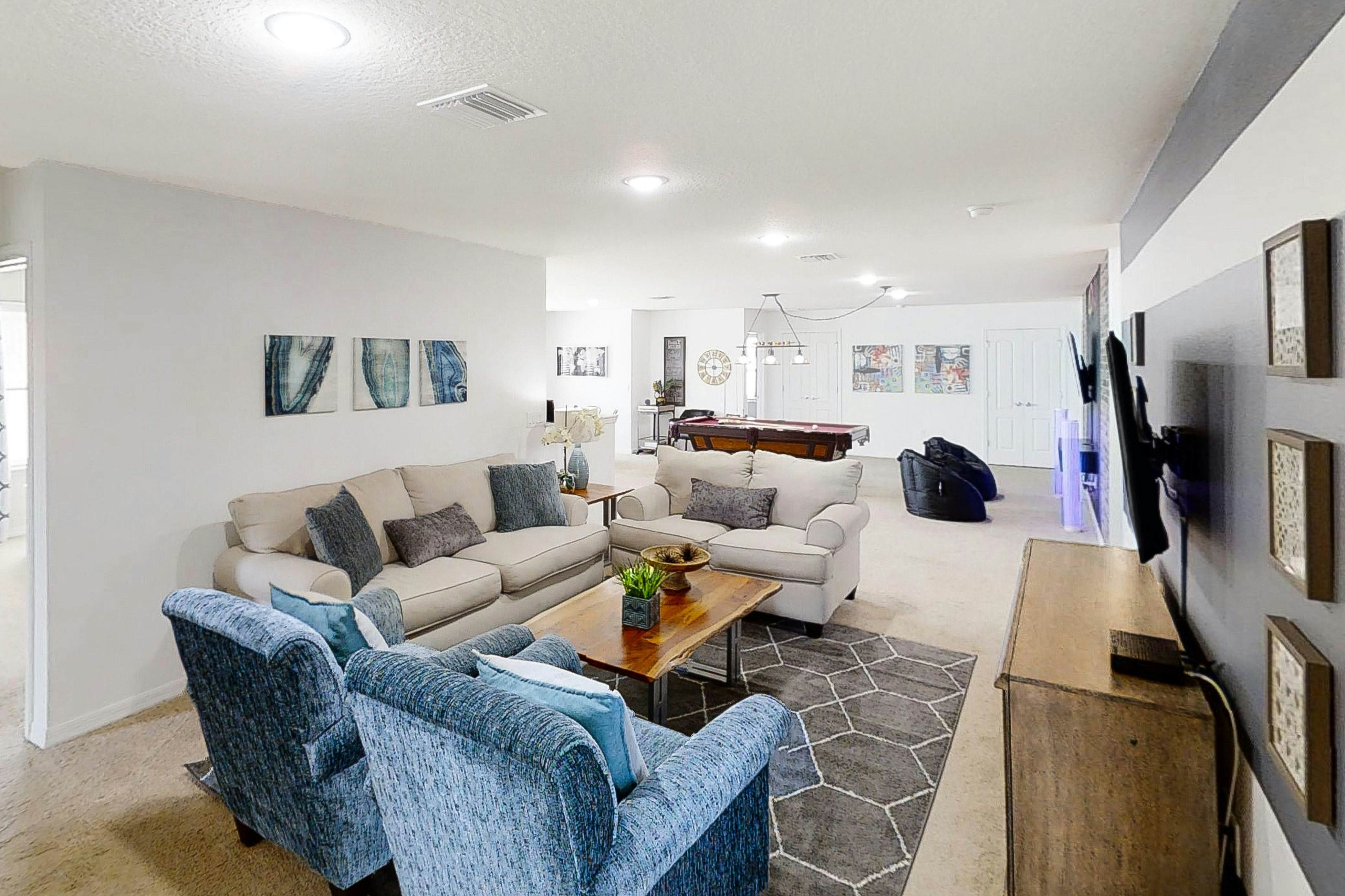 WW115-8893-9-GP - Westside Wonder - Windsor at Westside