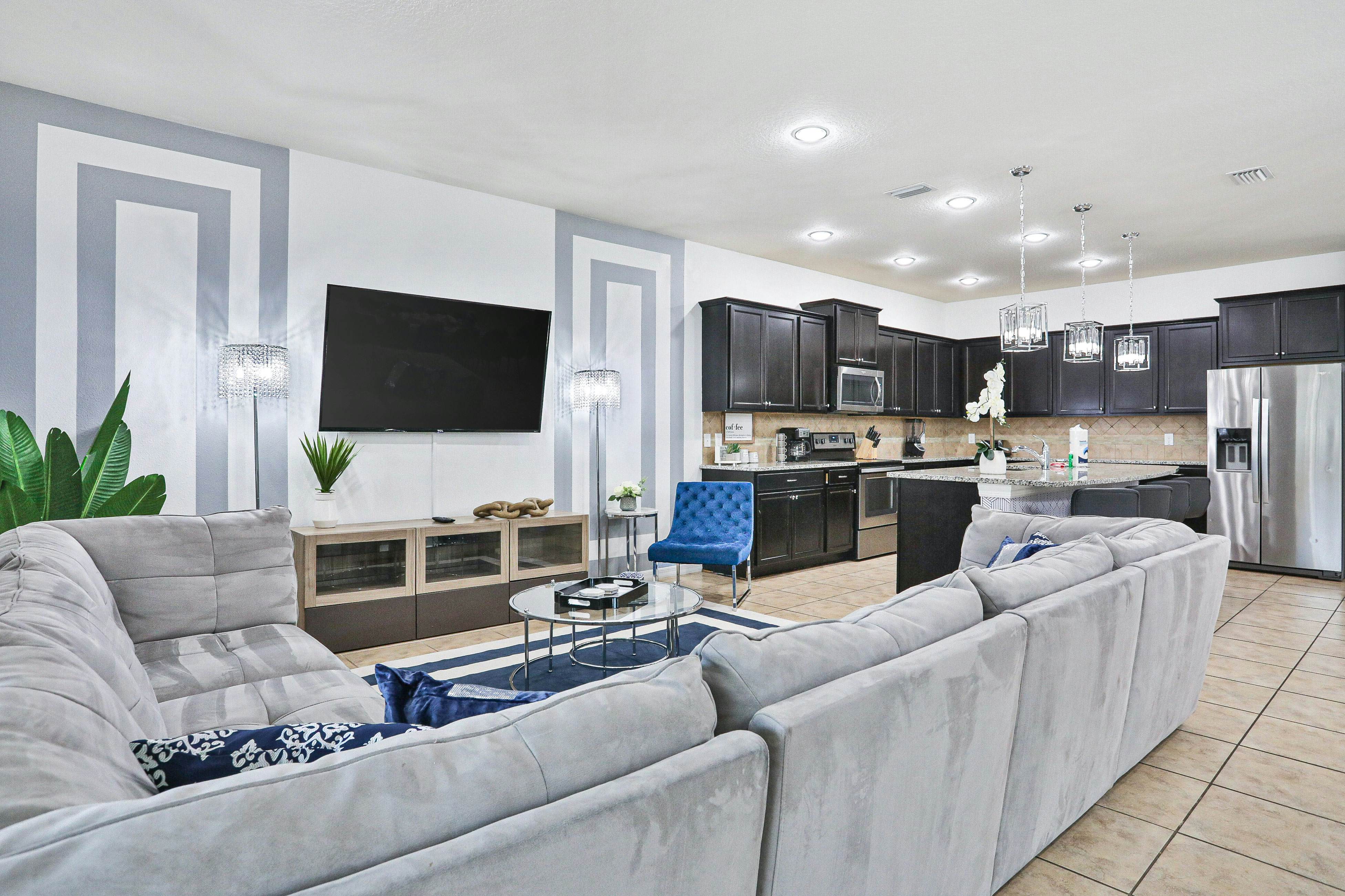 WW115-8893-9-GP - Westside Wonder - Windsor at Westside