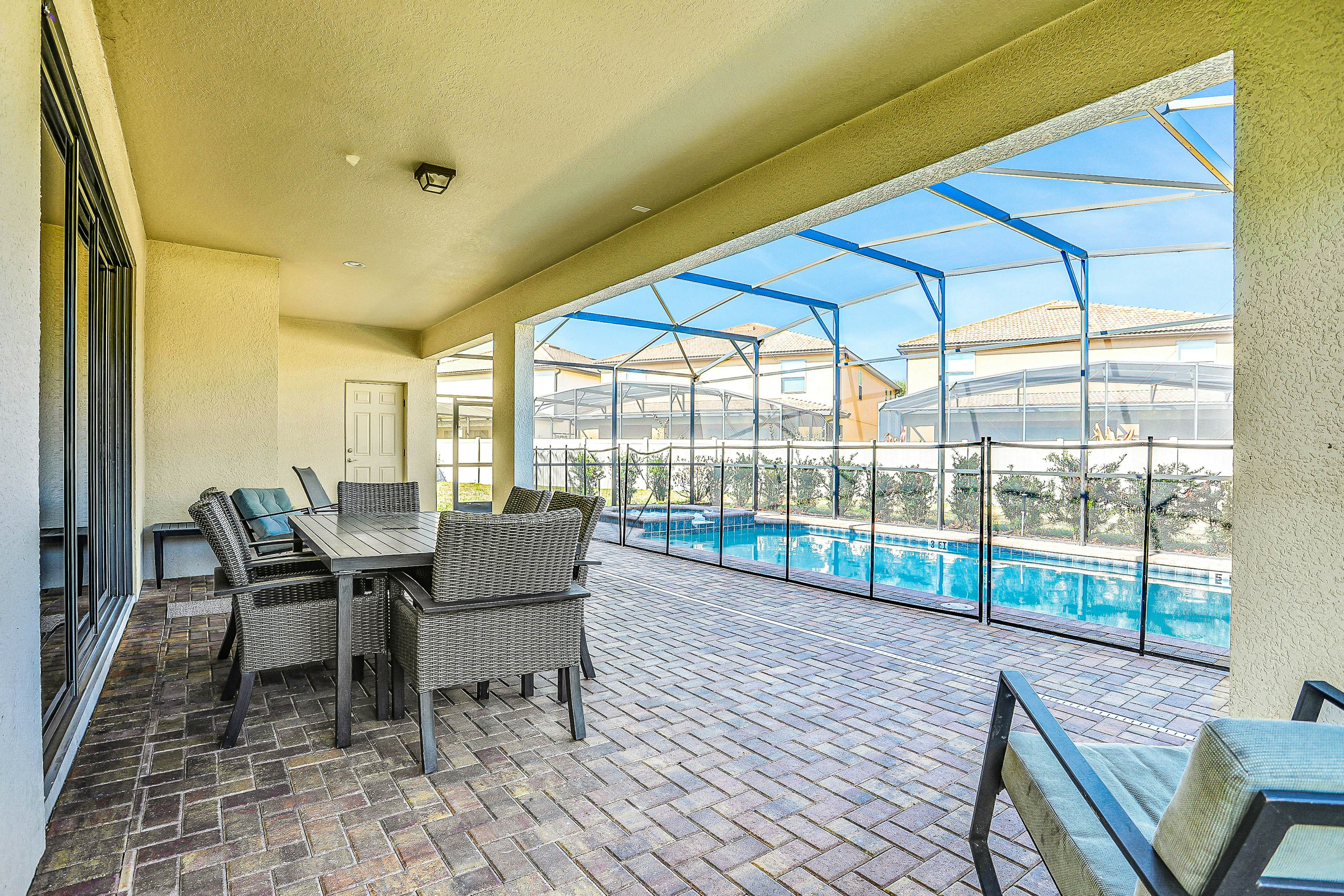 WW115-8893-9-GP - Westside Wonder - Windsor at Westside