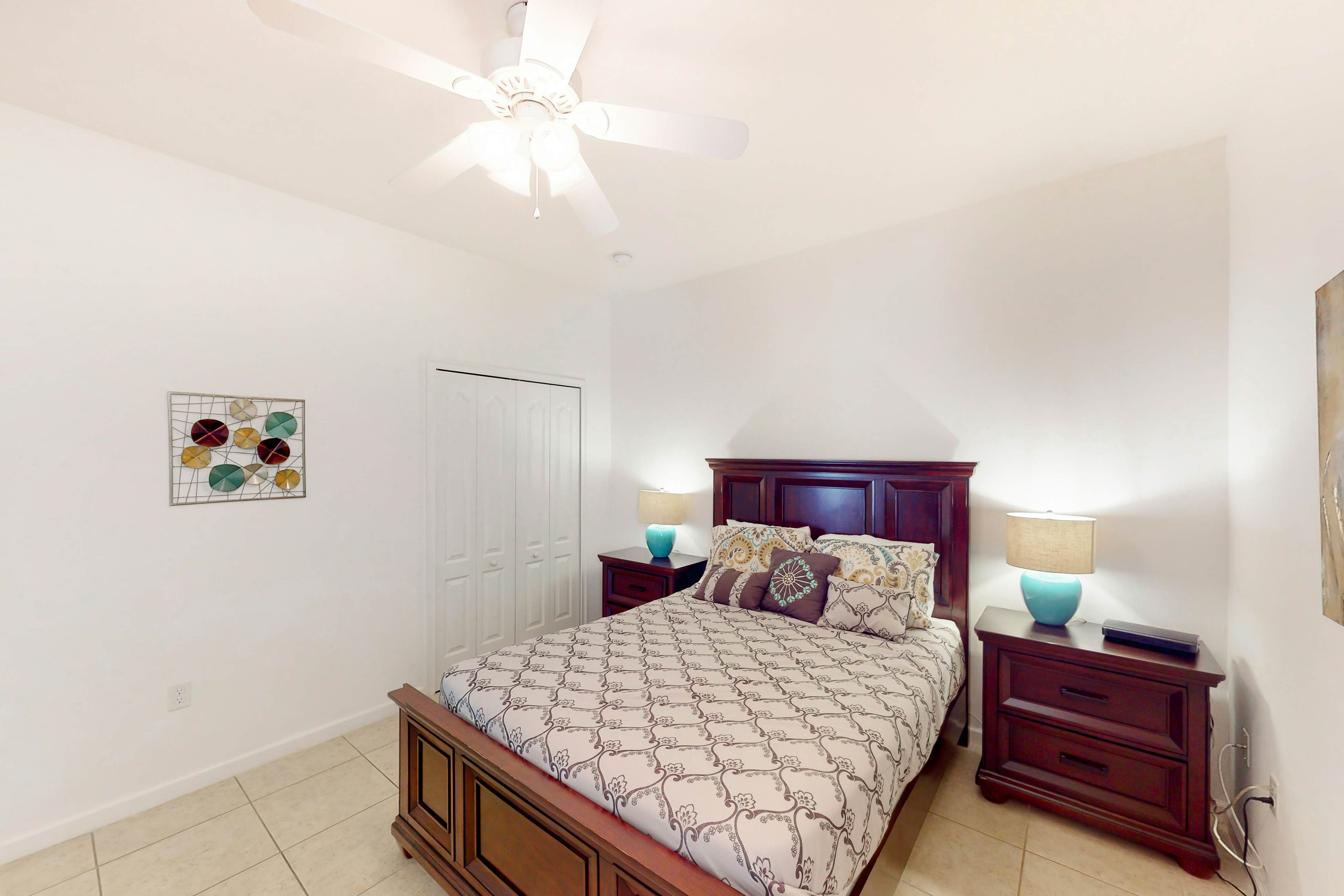 SOL109-5253-6-P-Oakbourne Oasis