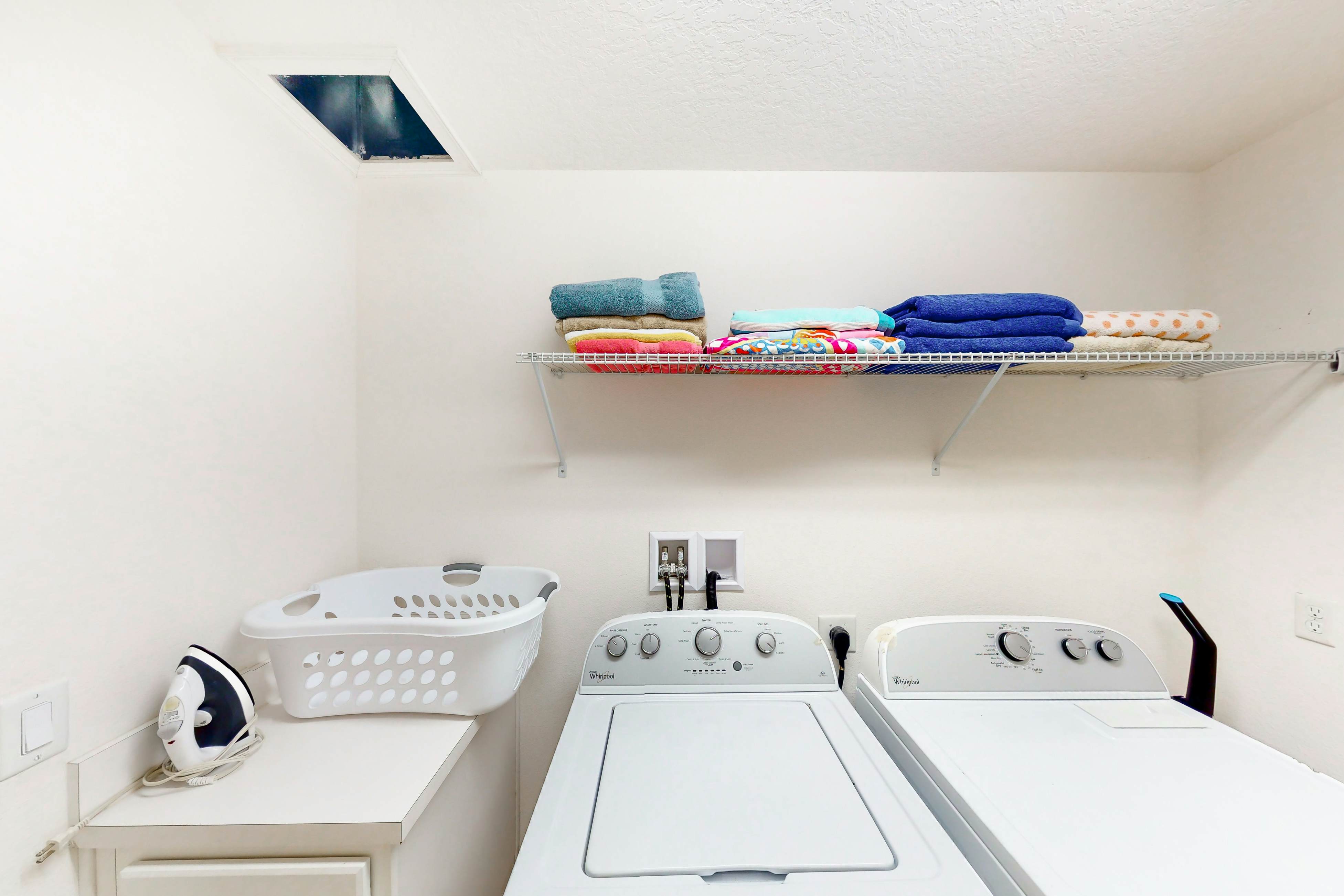 SOL109-5253-6-P-Oakbourne Oasis