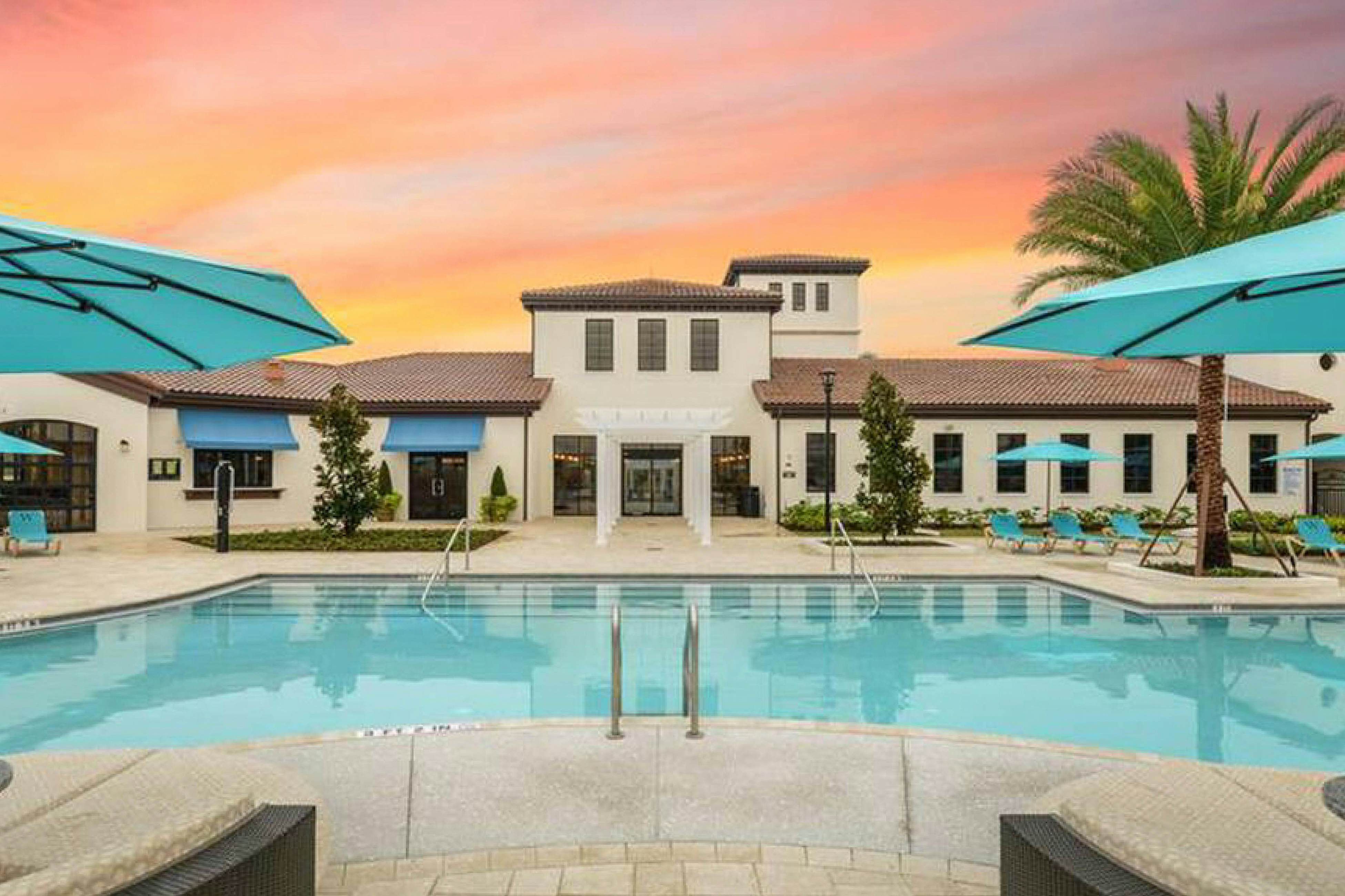 WW111-1675-9-P - Windsor Mansion - Windsor at Westside