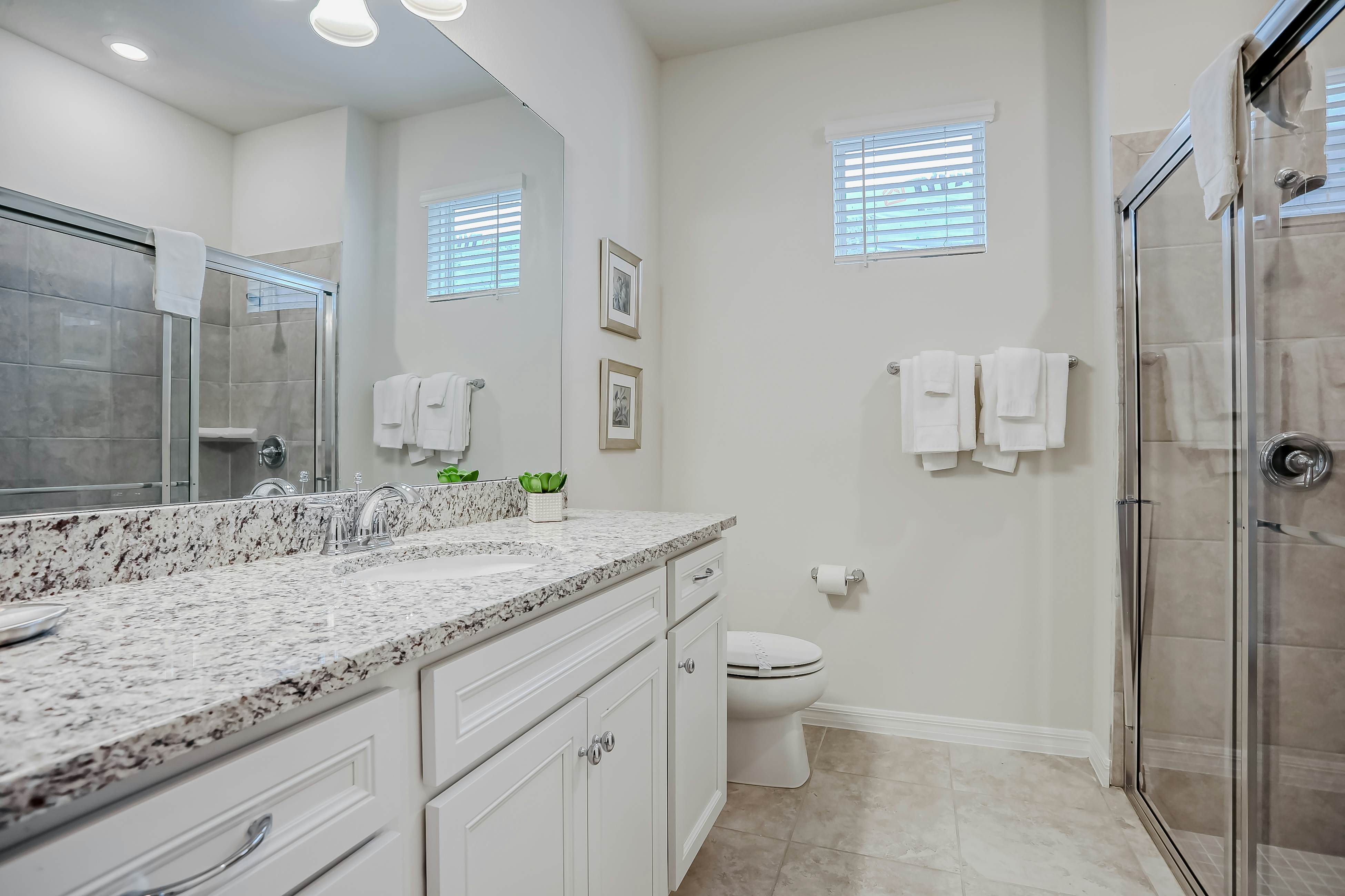 WI114-1990-9-P - Summer Magic - Windsor Island Resort