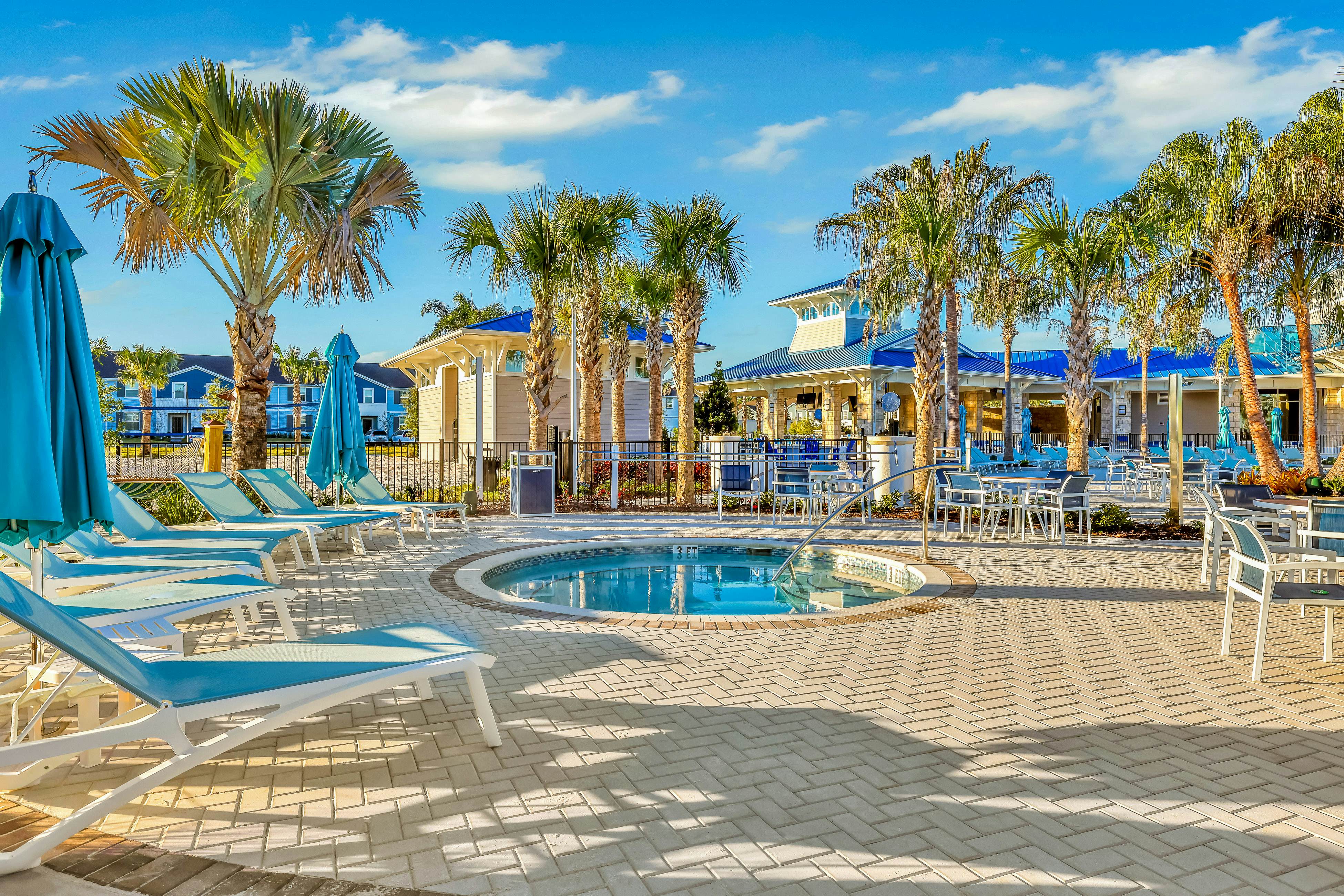 WI114-1990-9-P - Summer Magic - Windsor Island Resort