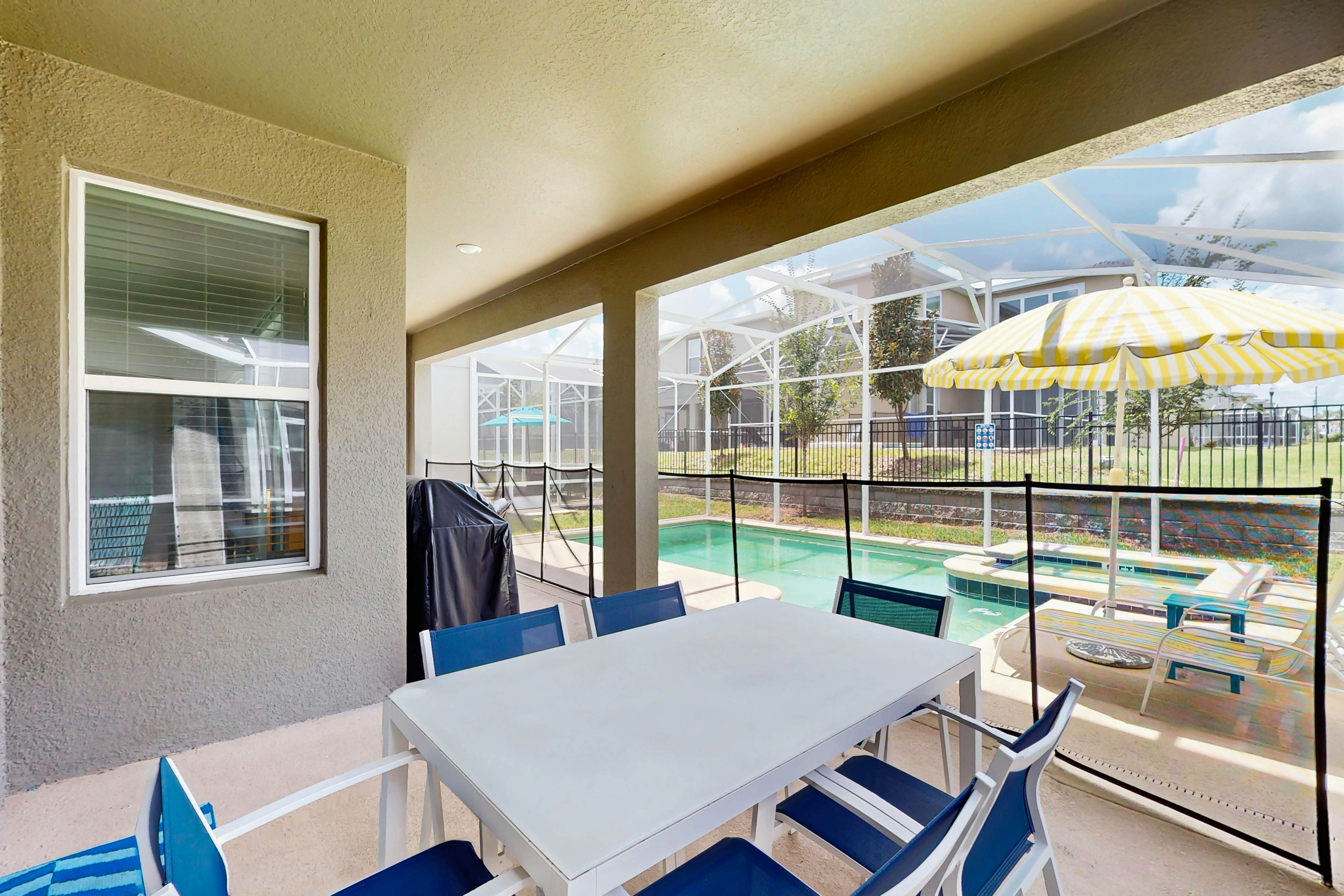 CHG136-8960-6-GP - The Modern Pearl