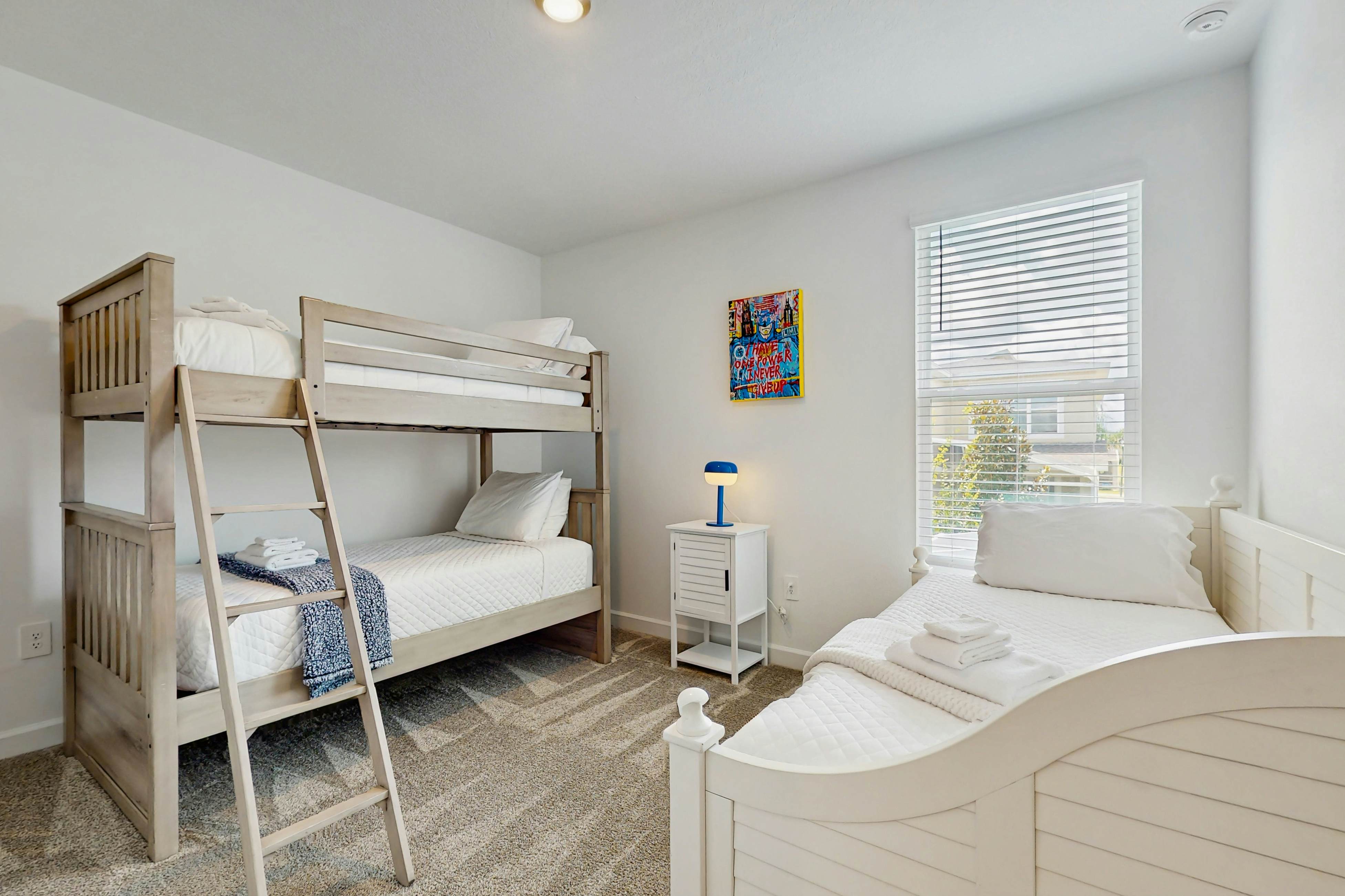 CHG136-8960-6-GP - The Modern Pearl