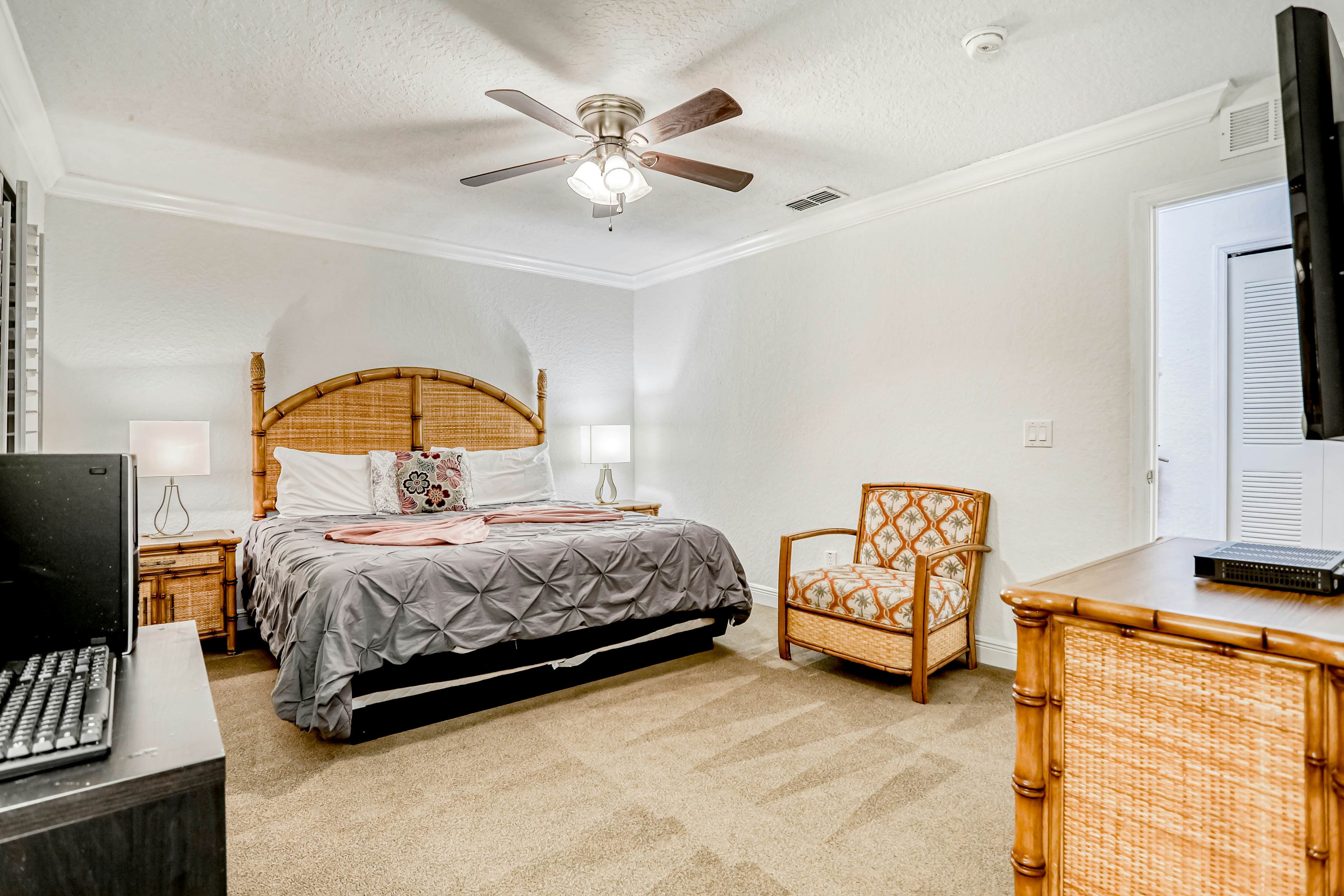 RGP111-3215-4 - Calabria Treasure