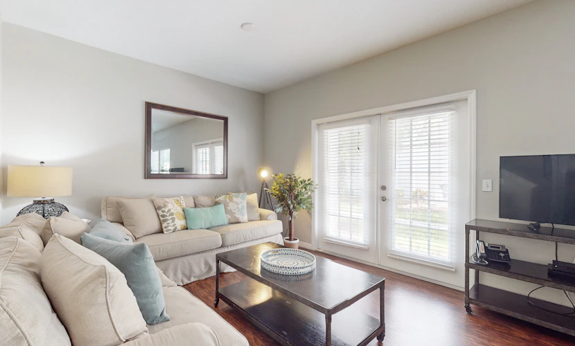 Spacious family friendly home with resort style shared pool