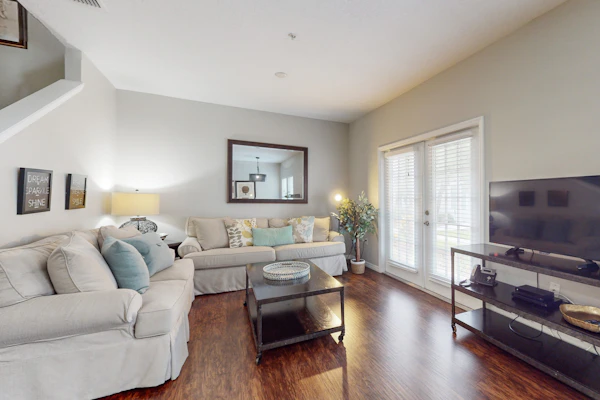 Spacious family friendly home with resort style shared pool