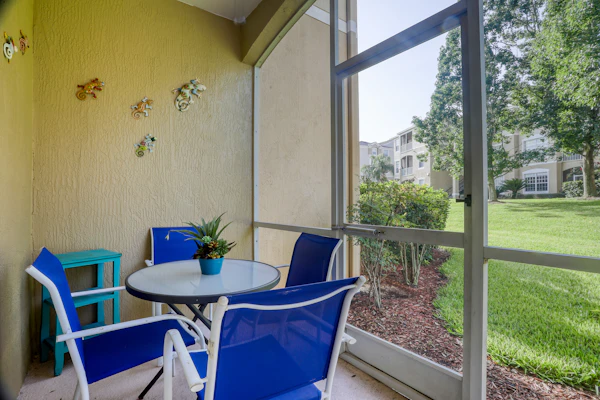 Resort condo near Disney with pool, hot tub, tennis, central AC, & washer/dryer